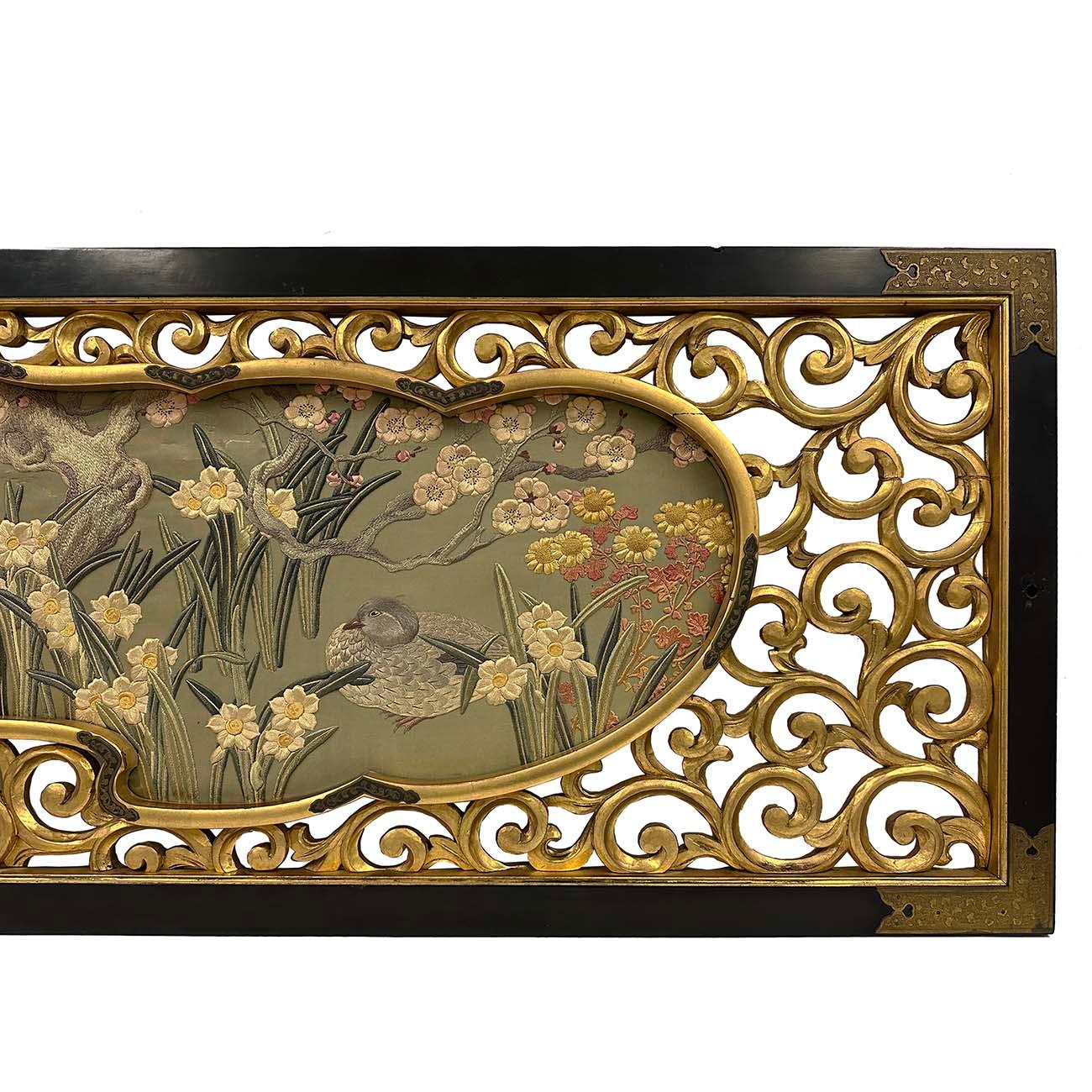 Chinese Antique Japanese Meiji era Framed Embroidery Wall Hanging For Sale