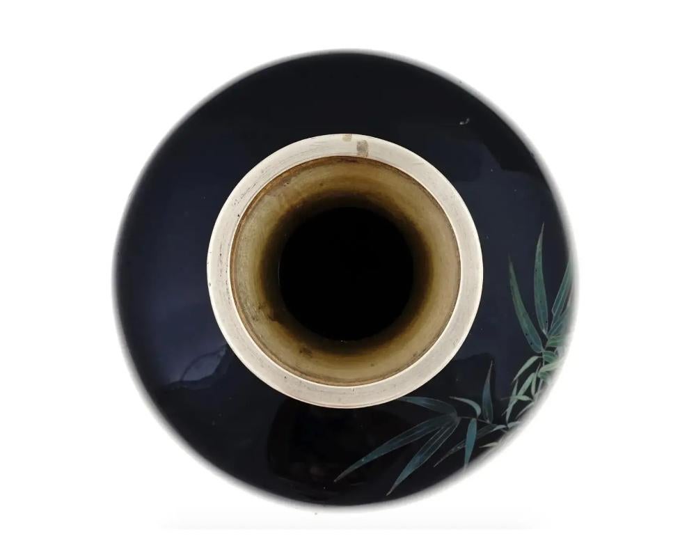 Antico Meiji Giapponese Cloisonne Argento Filo Smalto Vasi Uccelli in Bambù in vendita 2