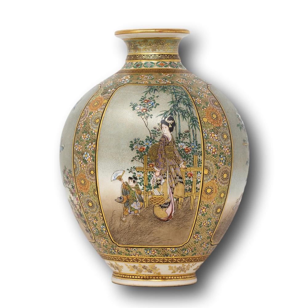 Fired Antique Japanese Meiji Period (1868-1912) Satsuma Vase by Kinkozan For Sale