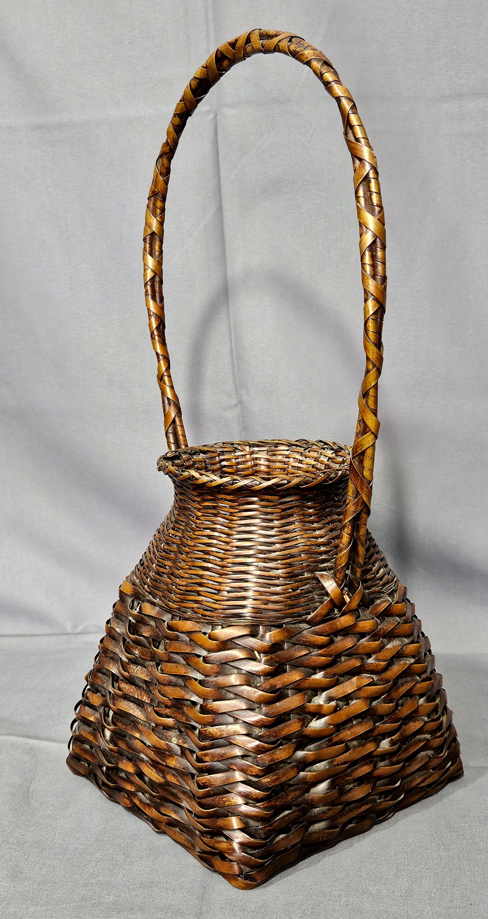 Antike japanische Meiji Periode Bronze handgewebte Ikebana Korb im Angebot 1