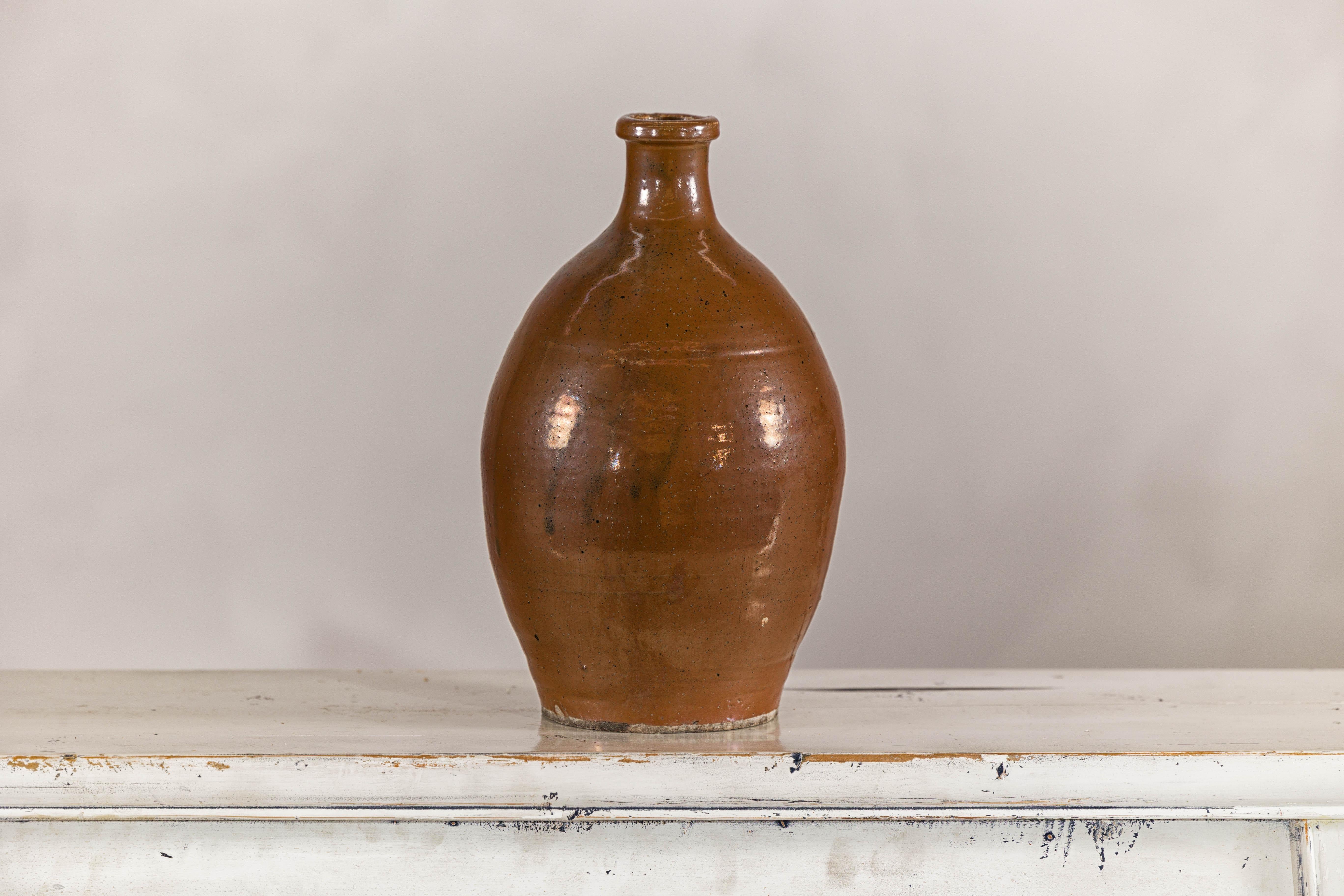 Antique Japanese Meiji Period Brown Monochrome Bottle, 19th Century Collectible For Sale 2