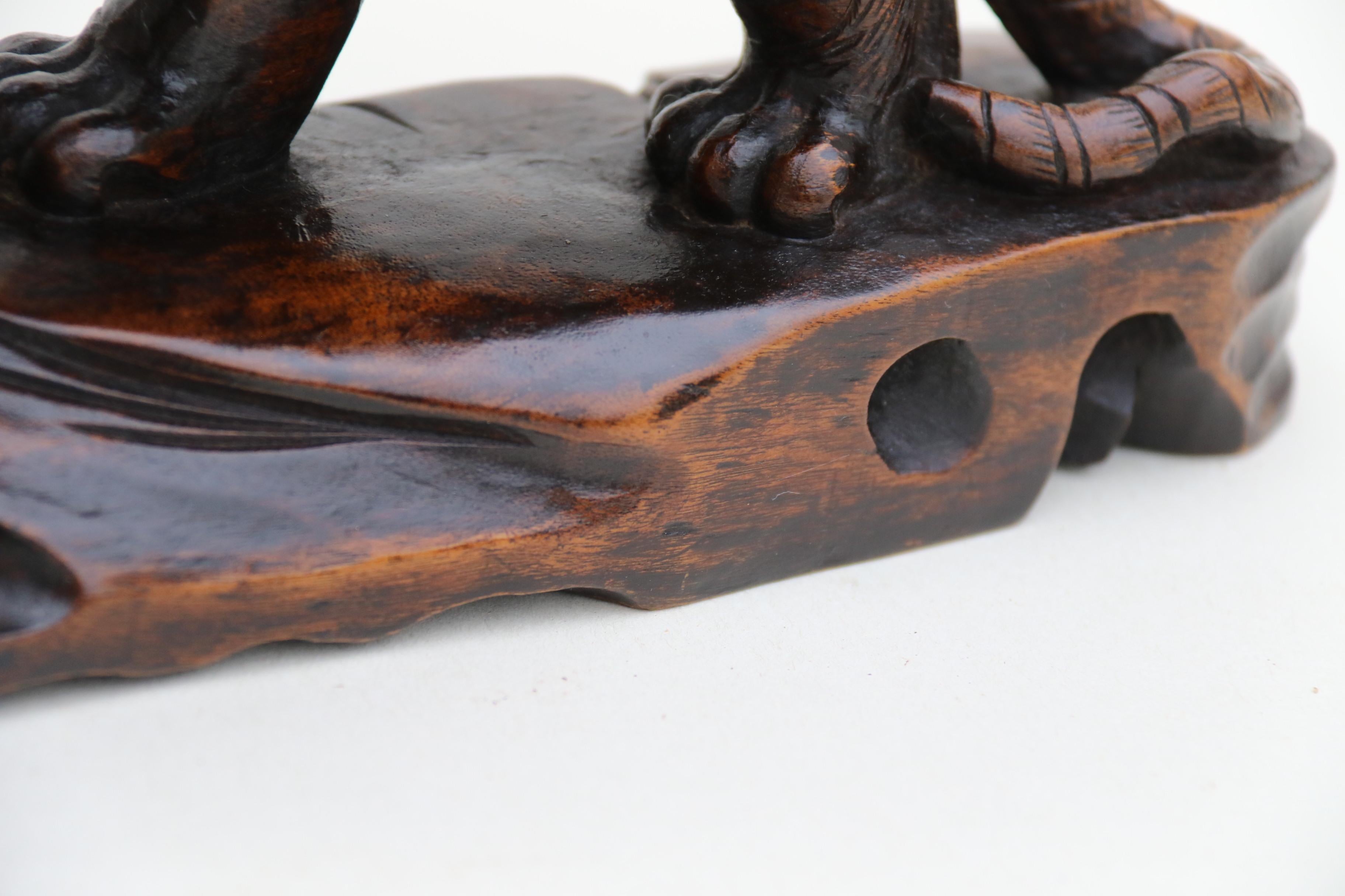 Antique Japanese Meiji period carved hardwood okimono of a prowling tiger C 1900 For Sale 10