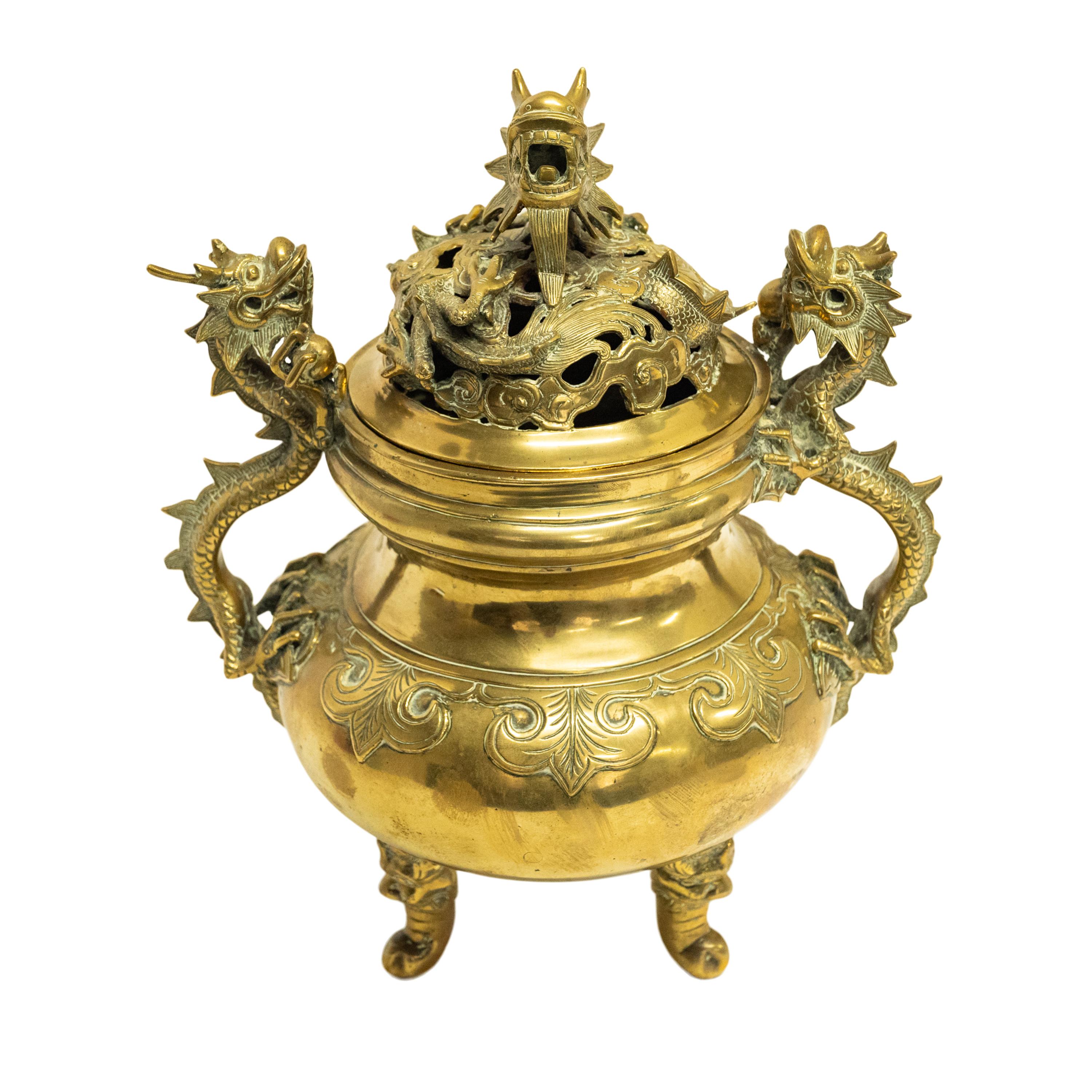 Antique Japanese Meiji Period Gilt Bronze Dragon Koro Censer incense Burner 1880 In Good Condition In Portland, OR
