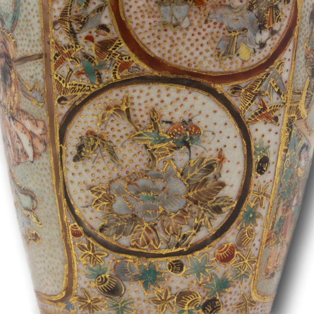 Antique Japanese Meiji Period Satsuma Vase by Ryozan 10