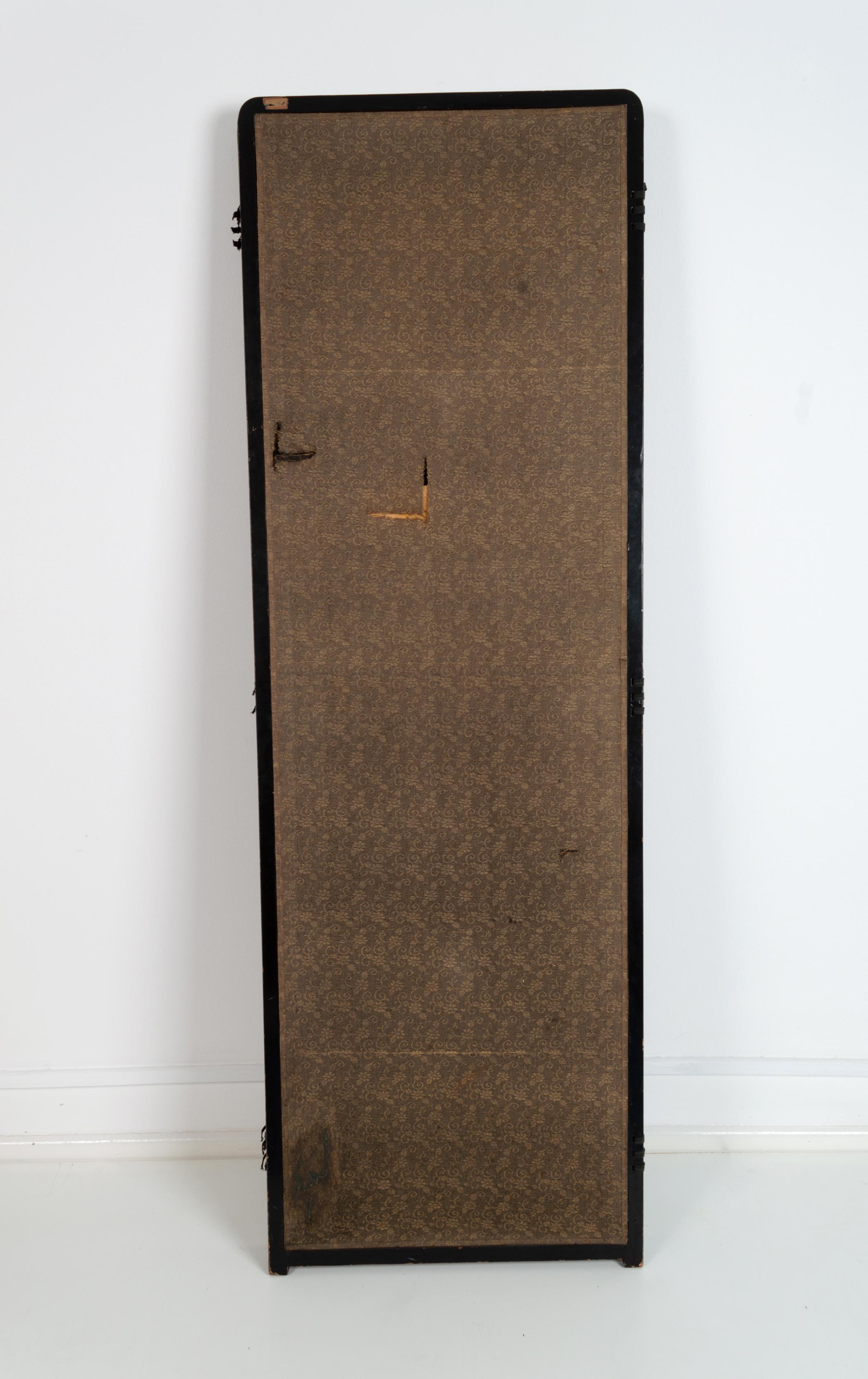 Antique Japanese Meiji Period Silk Embroidered Screen Room Divider Byobu C.1900 For Sale 6