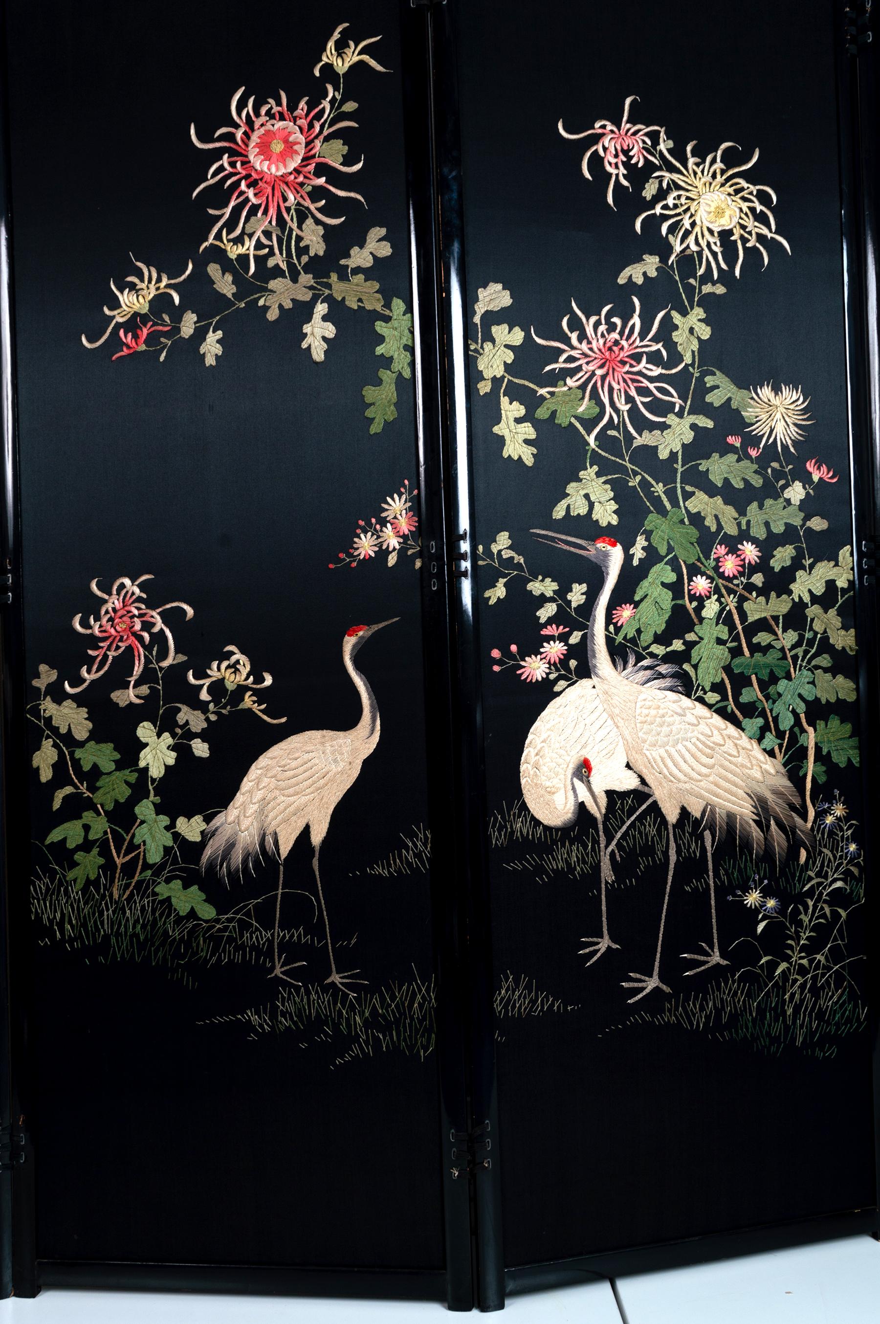 Early 20th Century Antique Japanese Meiji Period Silk Embroidered Screen Room Divider Byobu C.1900 For Sale