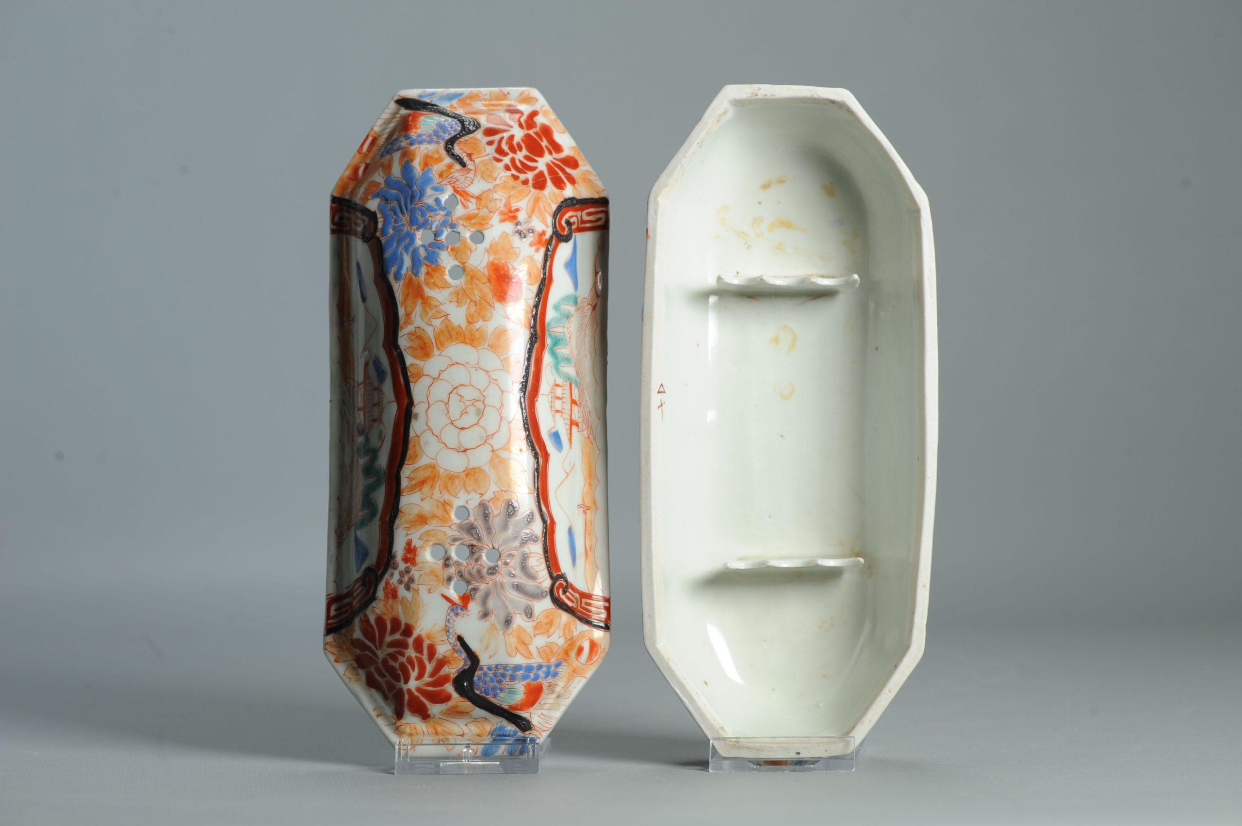 Antique Japanese Meiji Period Soap Box Porcelain MArked base Japan For Sale 7