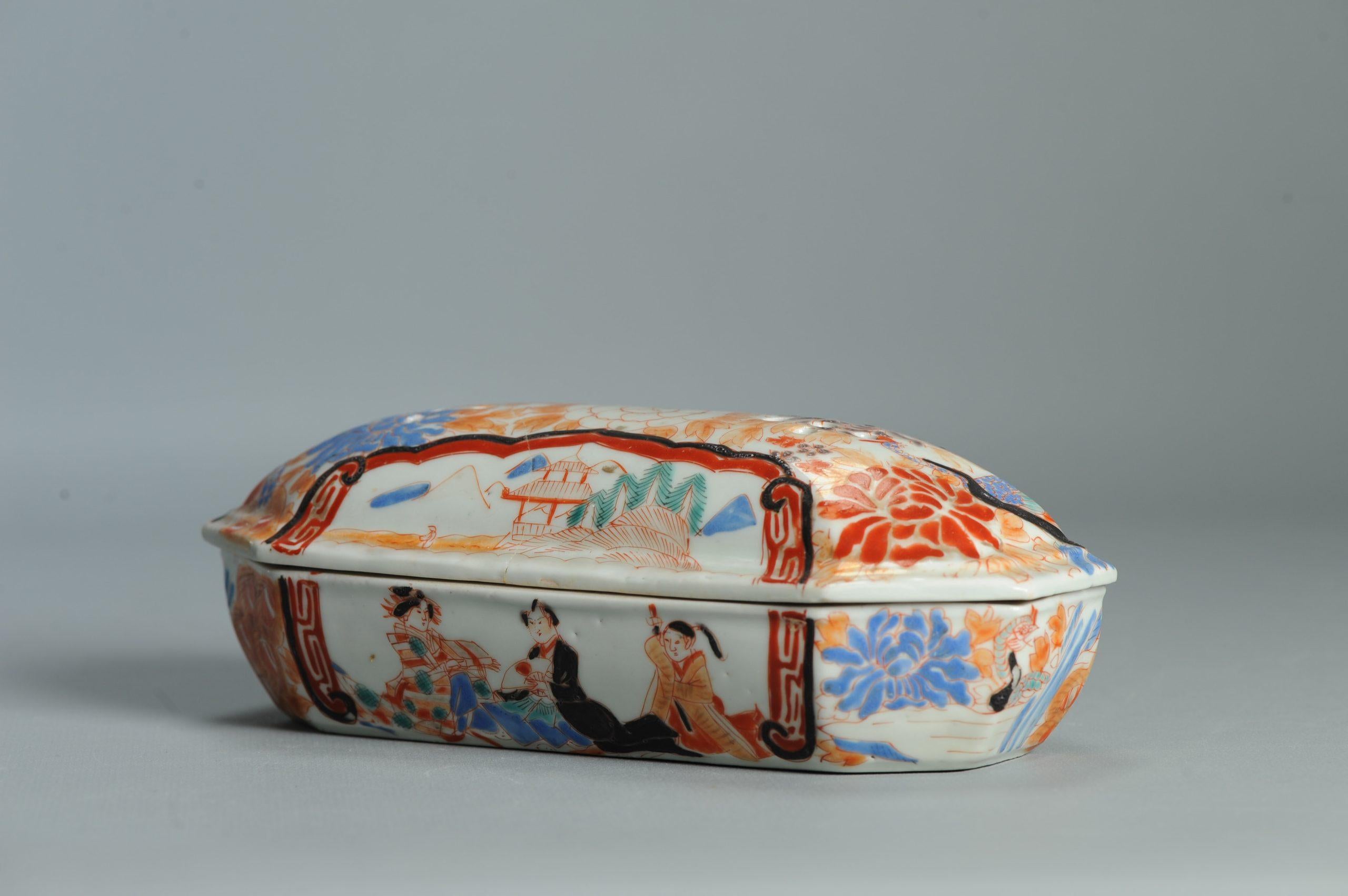 Antique Japanese Meiji Period Soap Box Porcelain MArked base Japan For Sale 1