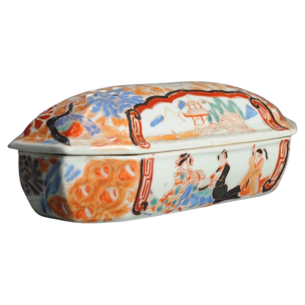 Antique Japanese Meiji Period Soap Box Porcelain MArked base Japan For Sale