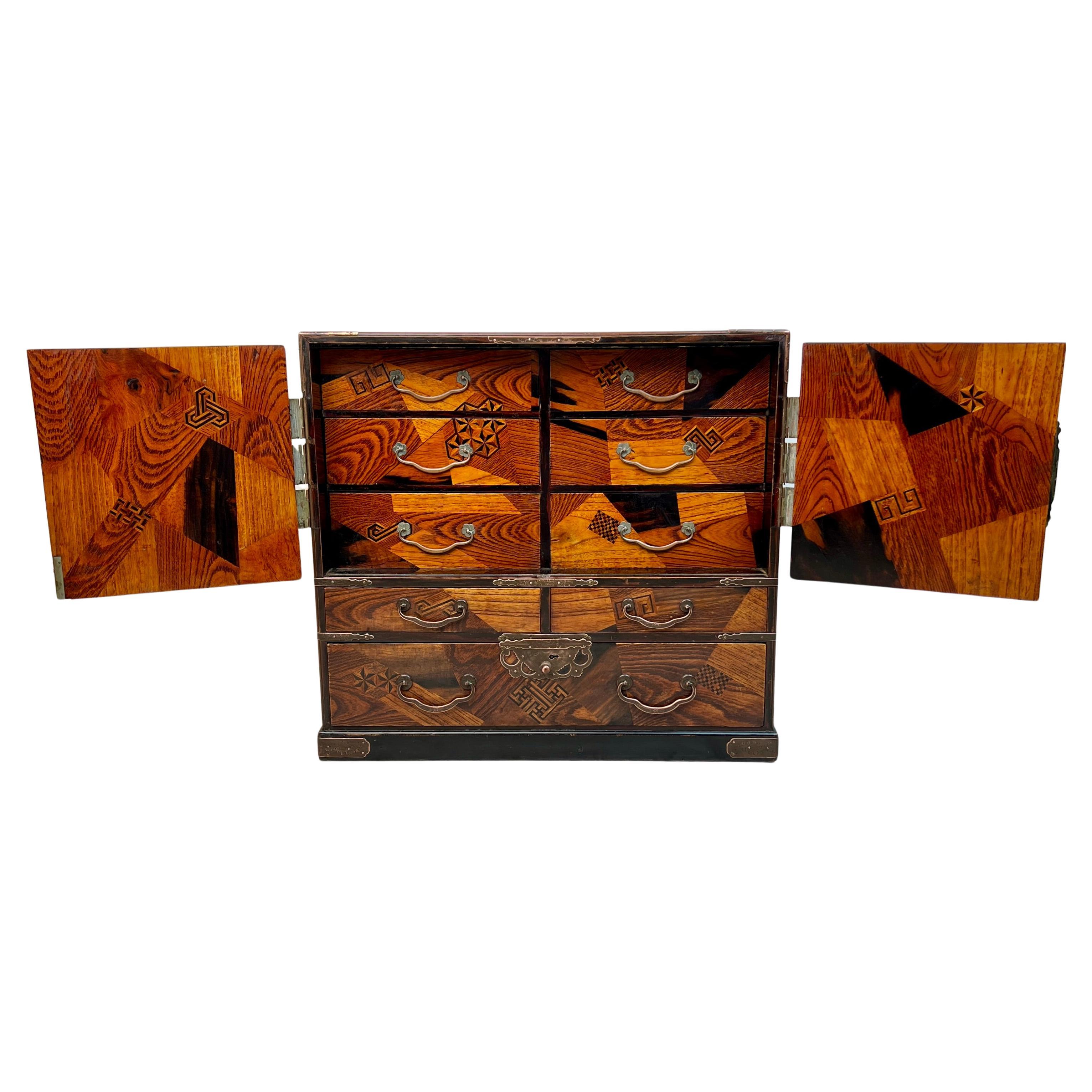 Antico mobile da tavolo giapponese del periodo Meiji per collezionisti di gioielli