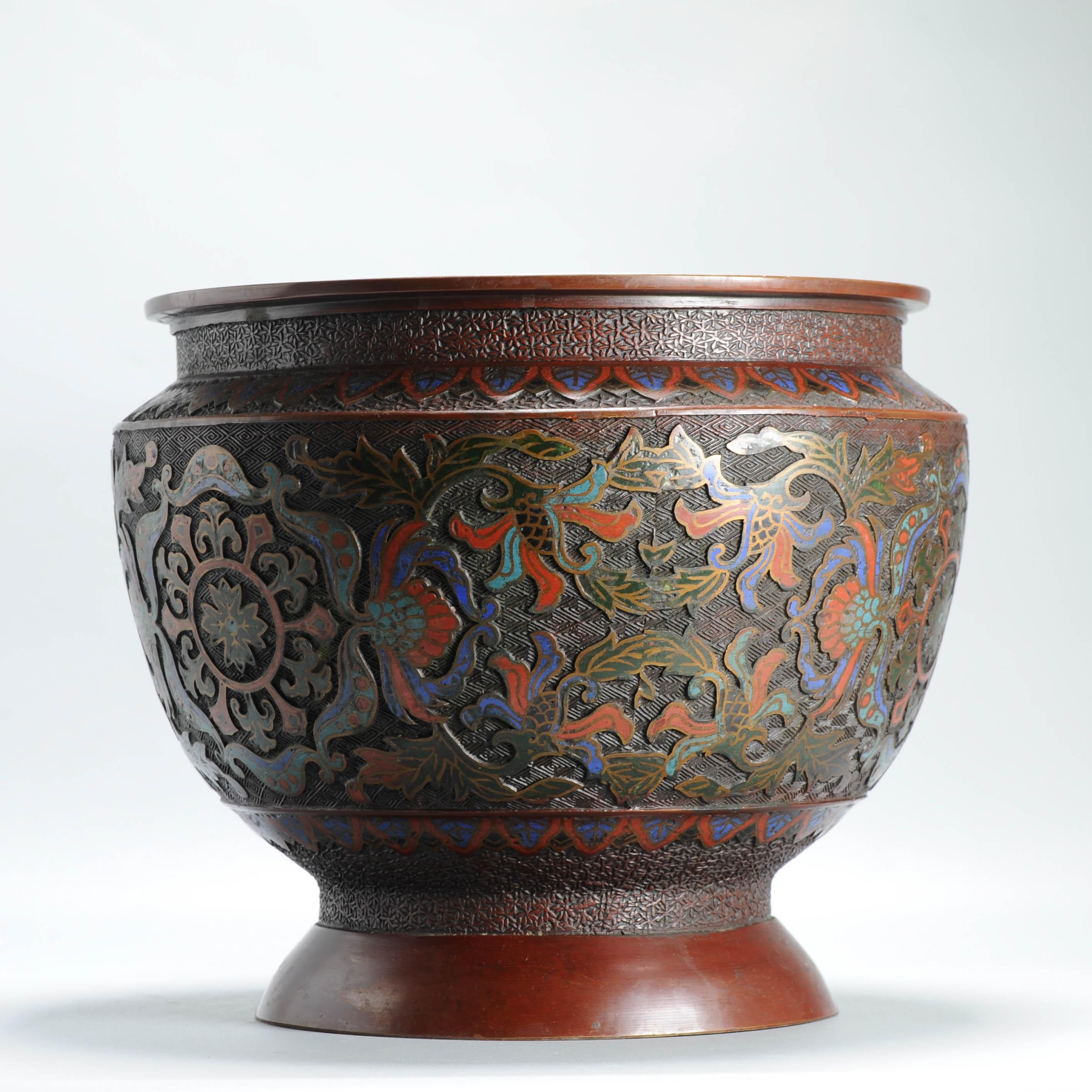 Antico bronzo giapponese Meiji Periof / rame Cloisonné Jardiniere Giappone Arte in vendita 2