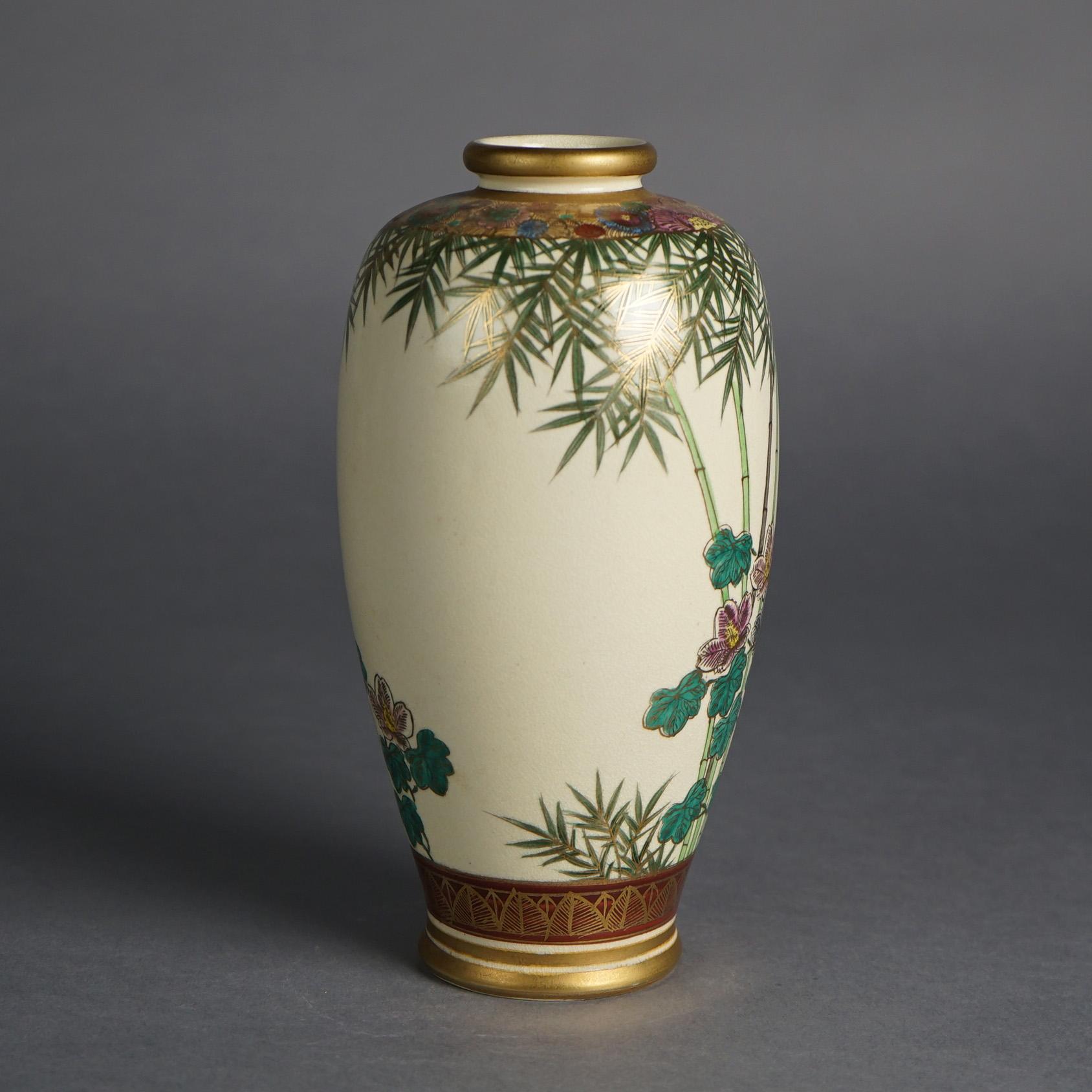 Antique Japanese Meiji Satsuma Hand Painted & Gilt Porcelain Vase C1910 For Sale 1