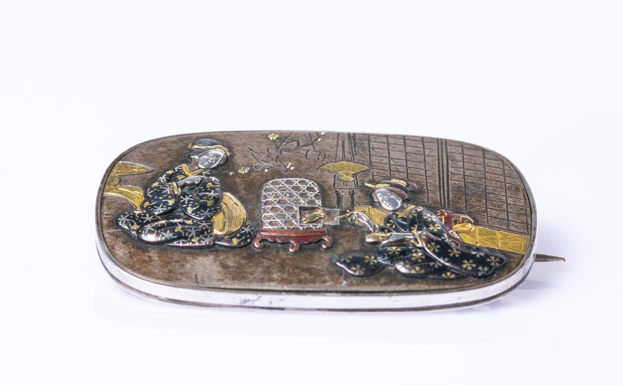Antique Japanese Meiji Shakudo Gold And Silver Brooch For Sale 1