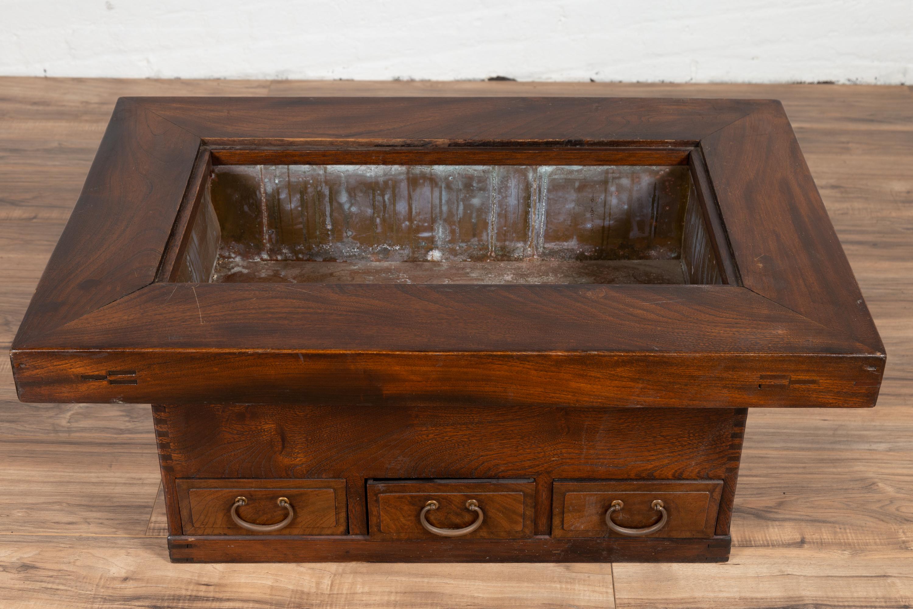 Antique Japanese Meiji Period Keyaki Wood Hibachi with Copper Liner and Drawers In Good Condition In Yonkers, NY