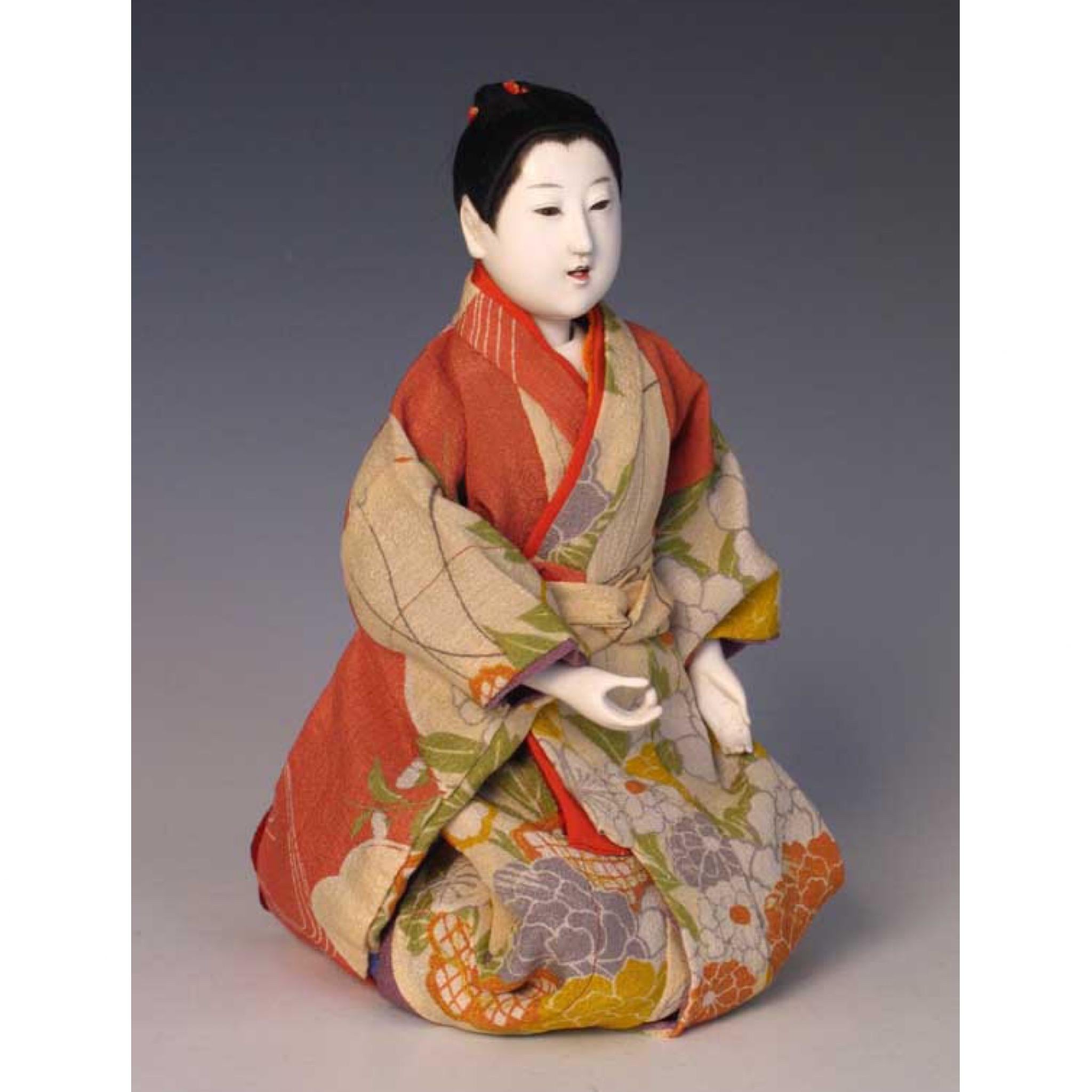 Antique Japanese Mitsuore Ningyo of a Girl In Good Condition For Sale In Point Richmond, CA