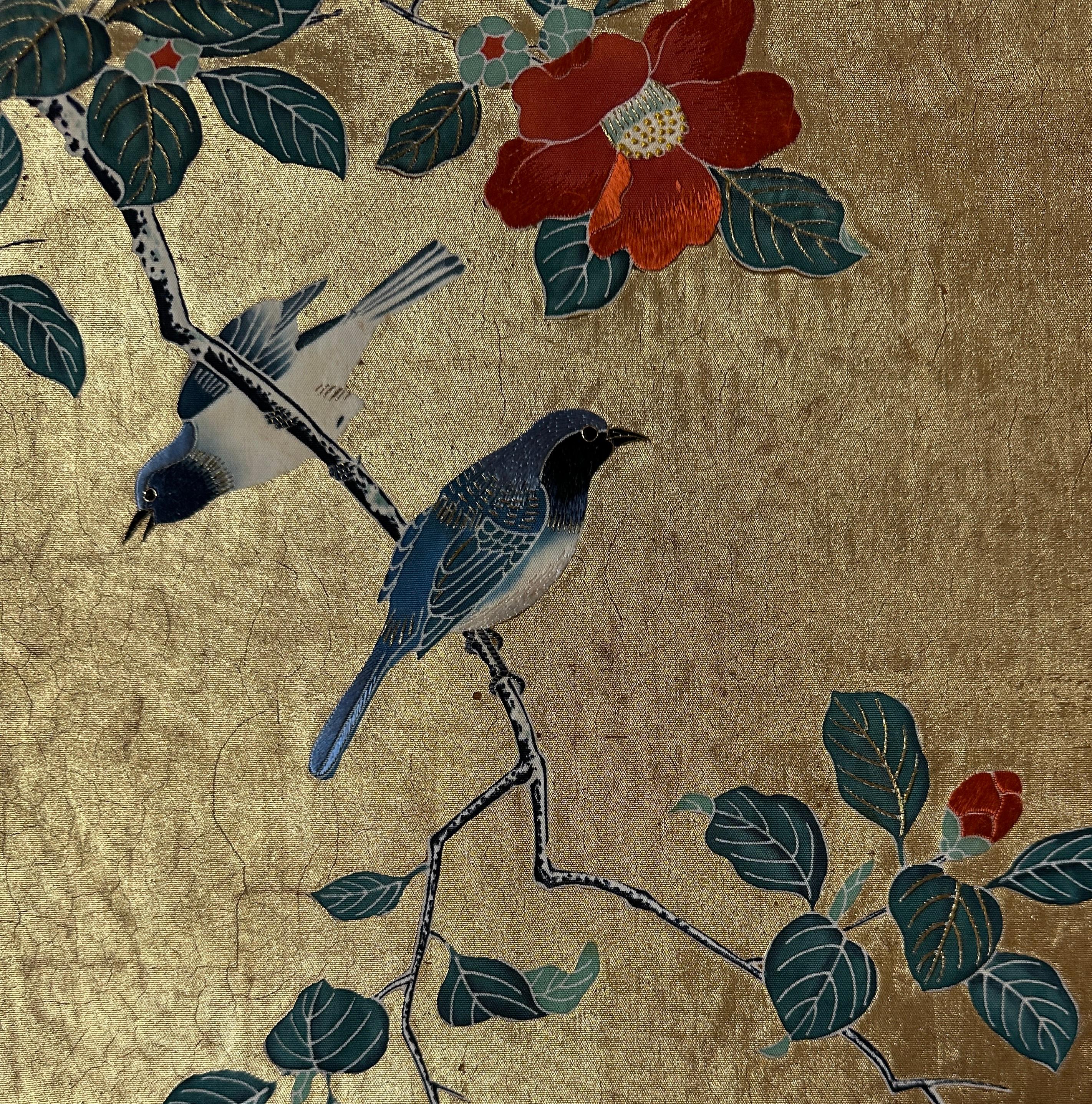 Antico pannello tessile giapponese Obi con uccelli e fiori di camelia, periodo Meiji In condizioni buone in vendita a Fukuoka, JP