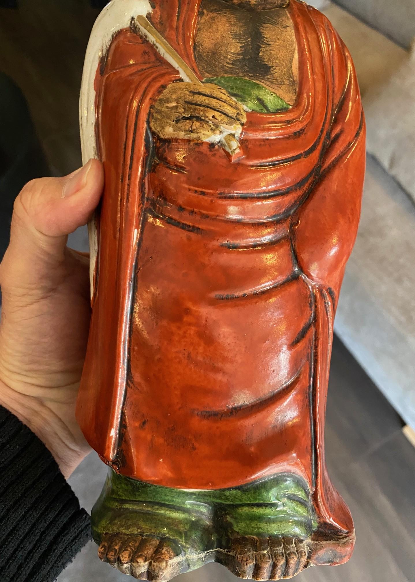 Antique Japanese Okimono Kutani Red-Robed Bodhidharma Monk Daruma Figure Statue For Sale 11