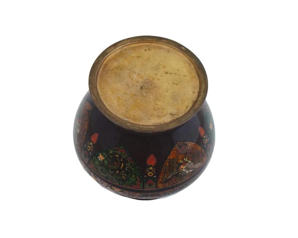 Antico vaso smaltato giapponese Ota Tameshiro Meiji In condizioni buone in vendita a New York, NY