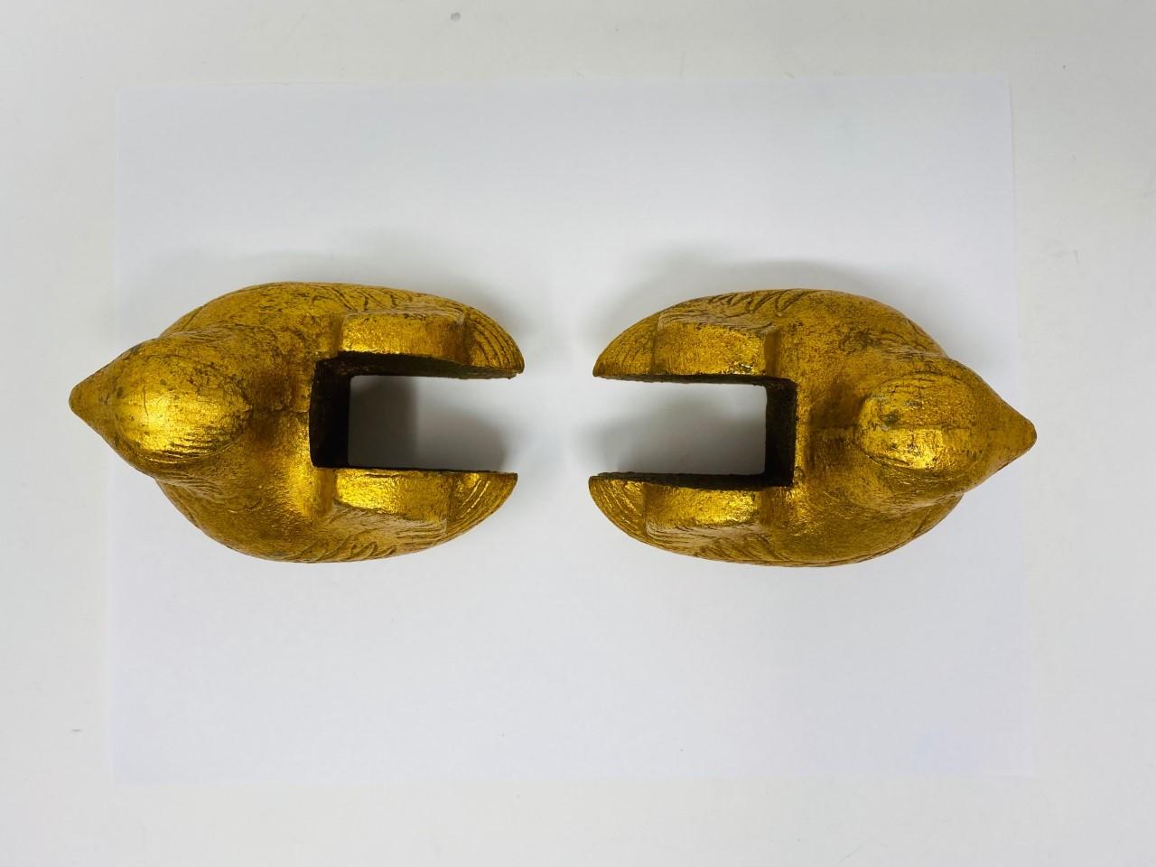 Paar antike japanische vergoldete Mandarin-Enten-Raumteiler (Japonismus) im Angebot