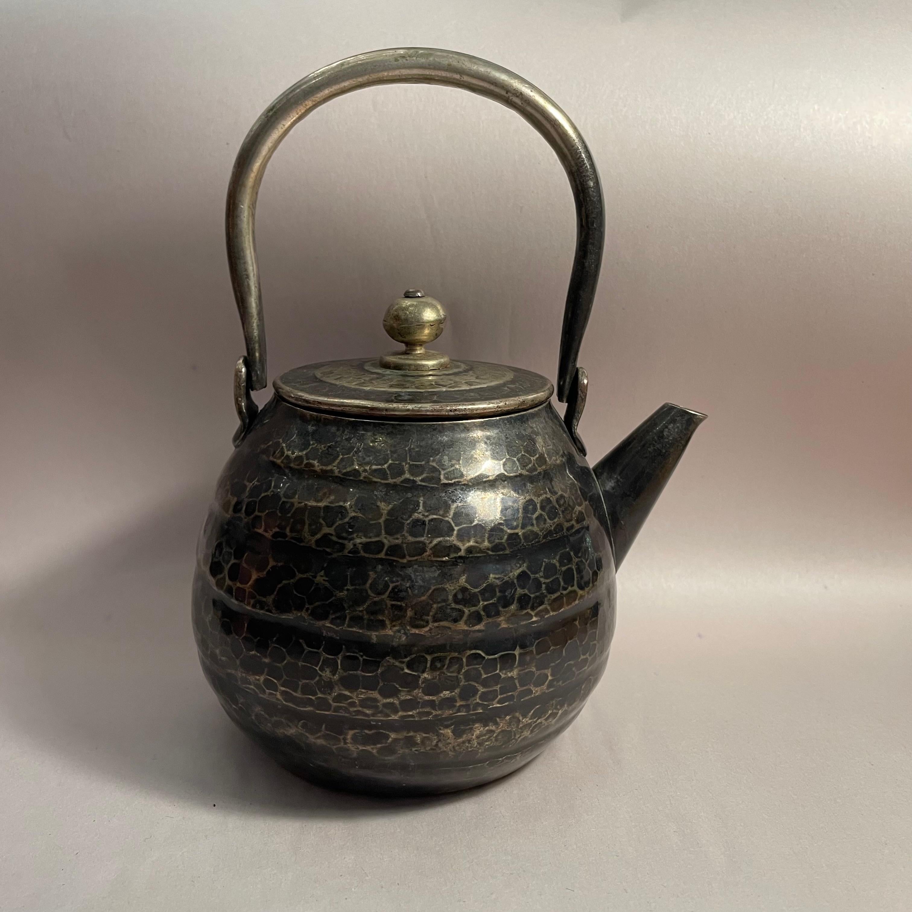 Giapponese Antica brocca giapponese 'Mizutsugi' con rame 1920s Kinyoudou in vendita