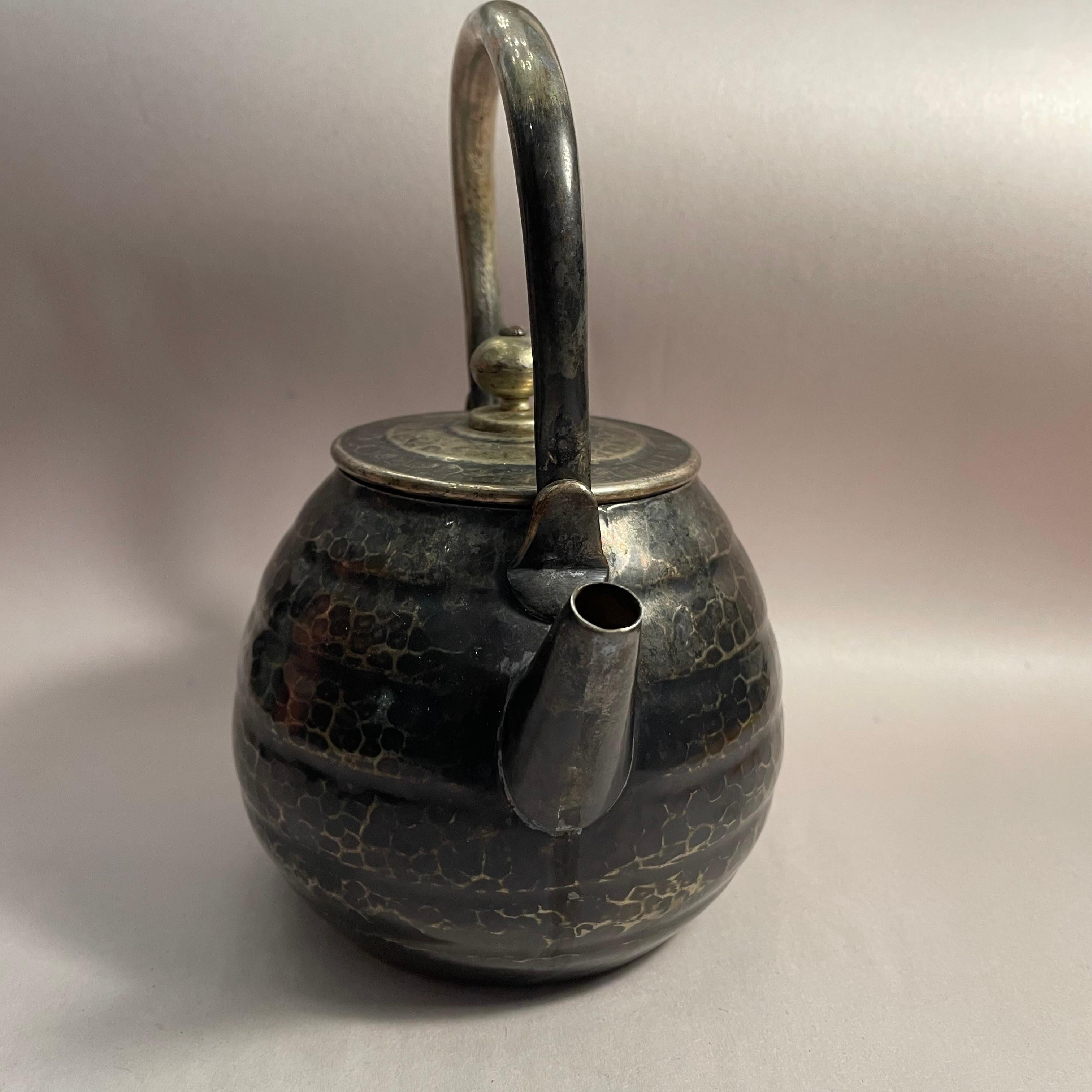 Antica brocca giapponese 'Mizutsugi' con rame 1920s Kinyoudou In condizioni discrete in vendita a Paris, FR