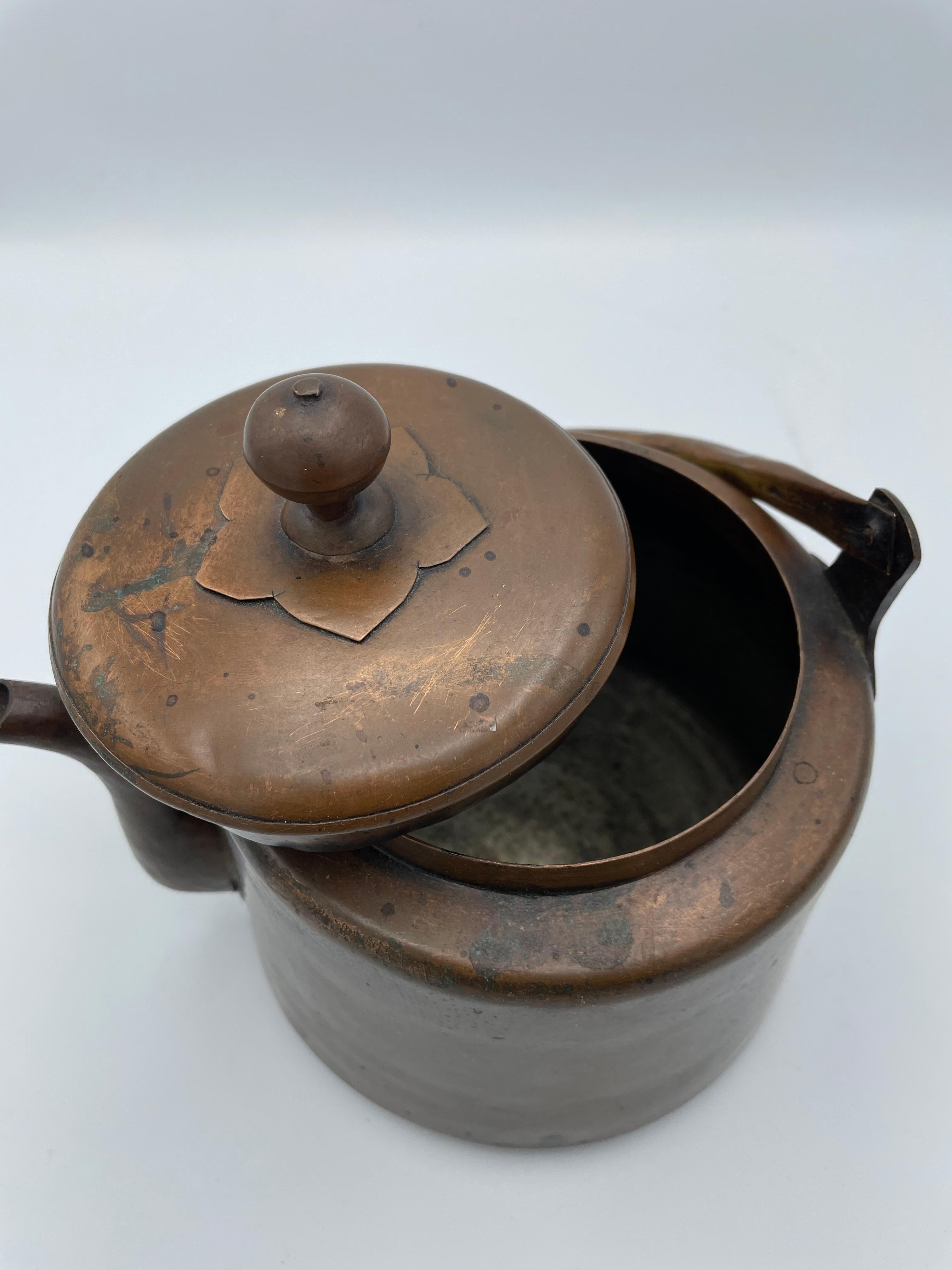 Antique Japanese Pitcher 'Yakan' with Copper 1920s for Tea Ceremony For Sale 3
