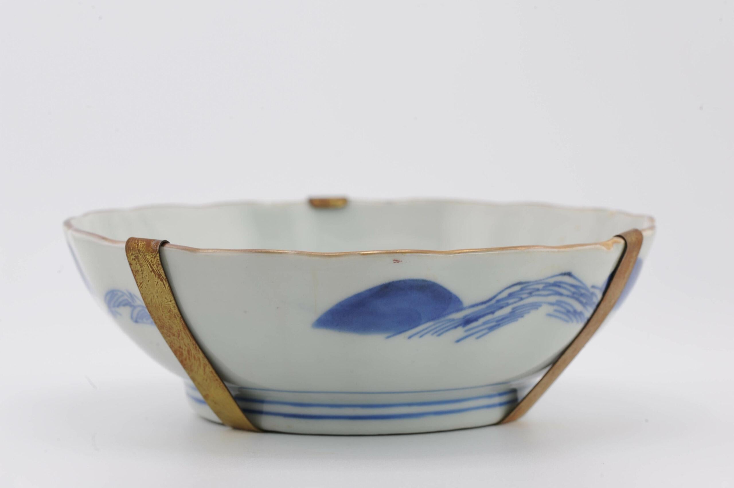 Sharing with you this unusual and magnificent bowl from the Meiji period (19th century). It has a very interesting and lovely blue and gold scene

Unmarked at the base.

——————————————————————————————————————
Important information
Condition
1 small