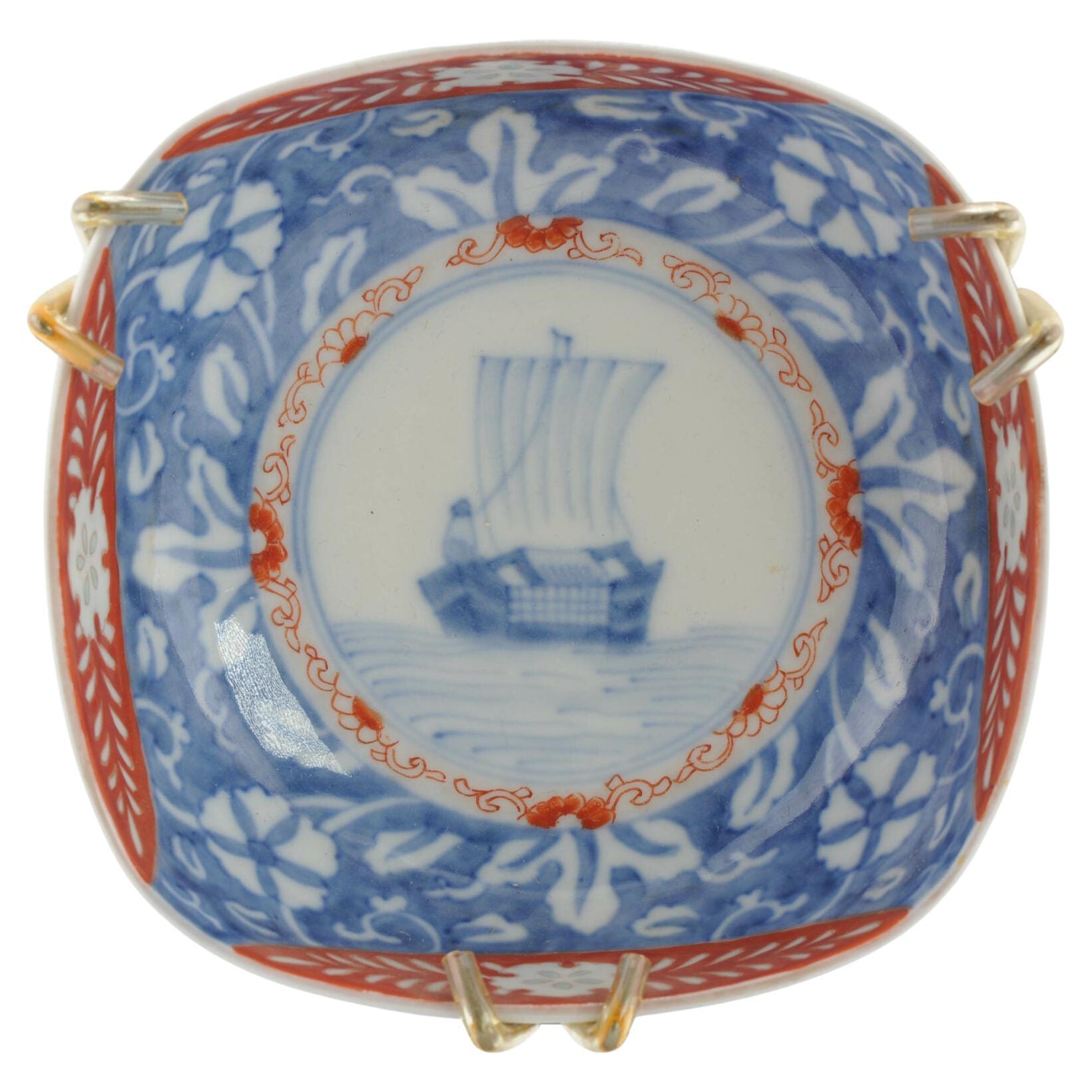 Antike japanische polychrome Meiji-Arita-Schale aus Porzellan, 19. Jahrhundert SHIP