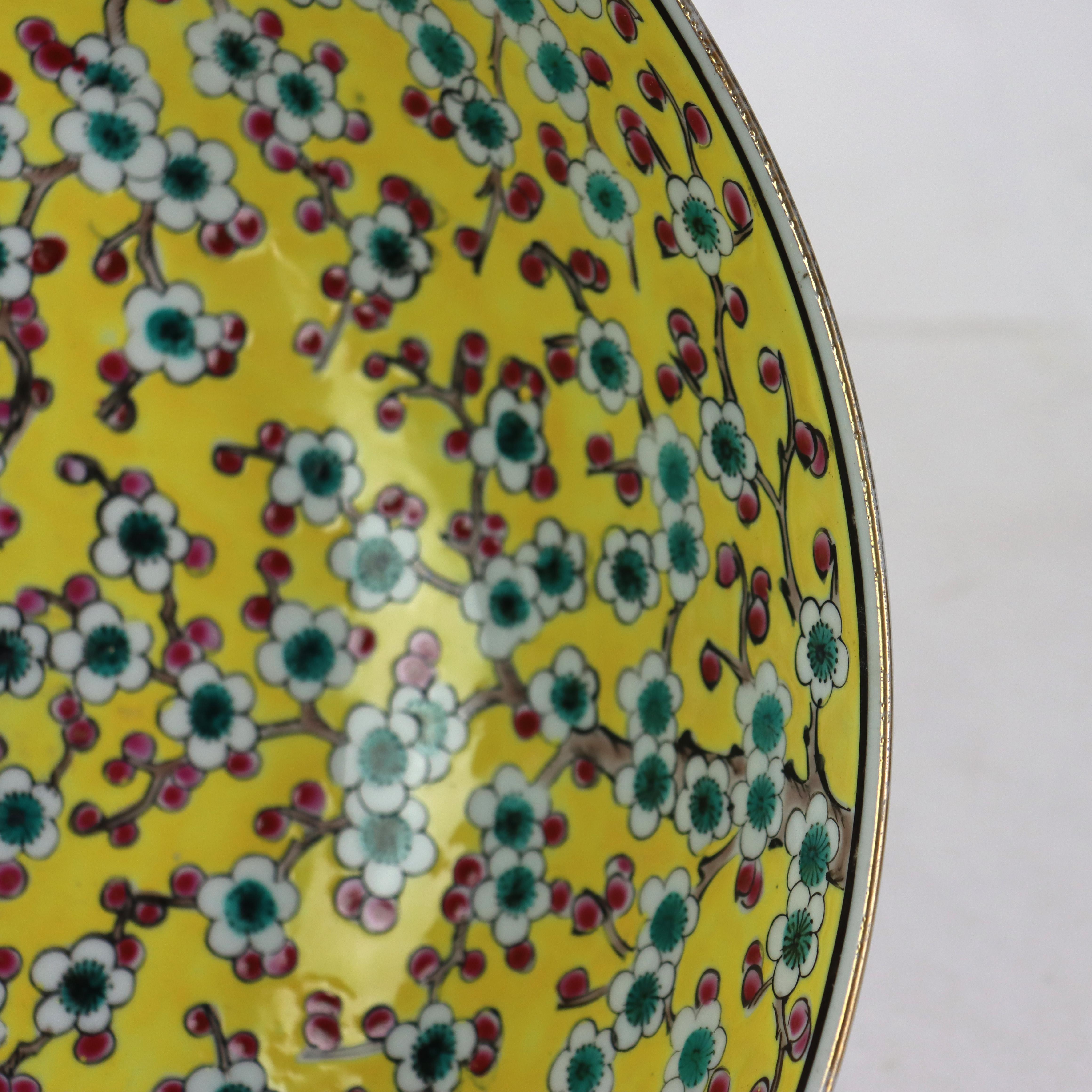 20ième siècle Bol ancien en porcelaine japonaise à motif de fleurs de cerisier signé C1920 en vente