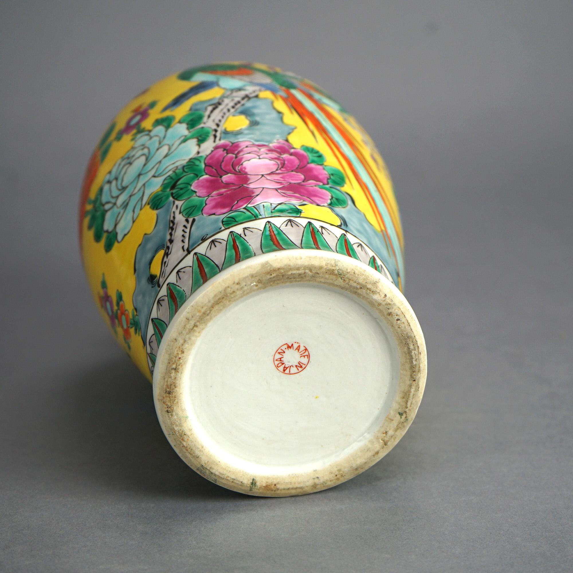 Antike japanische Porzellan emaillierte Vase, Garten &Szene Fasan C1910 im Zustand „Gut“ im Angebot in Big Flats, NY