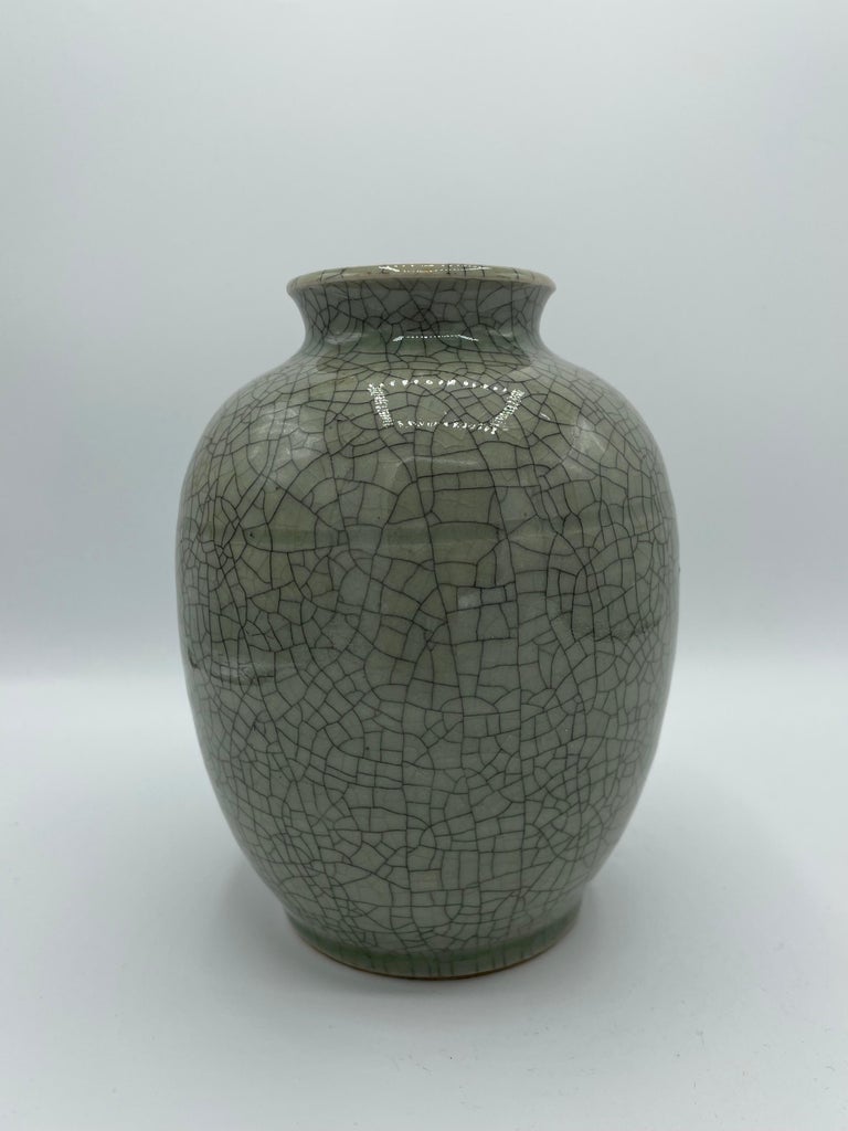 Antique Japanese Porcelain Flower Vase 1950s Ohbori Souma Yaki For Sale