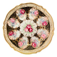 Assiette japonaise ancienne en porcelaine dorée, ivoire et noire avec fleurs, vers 1900