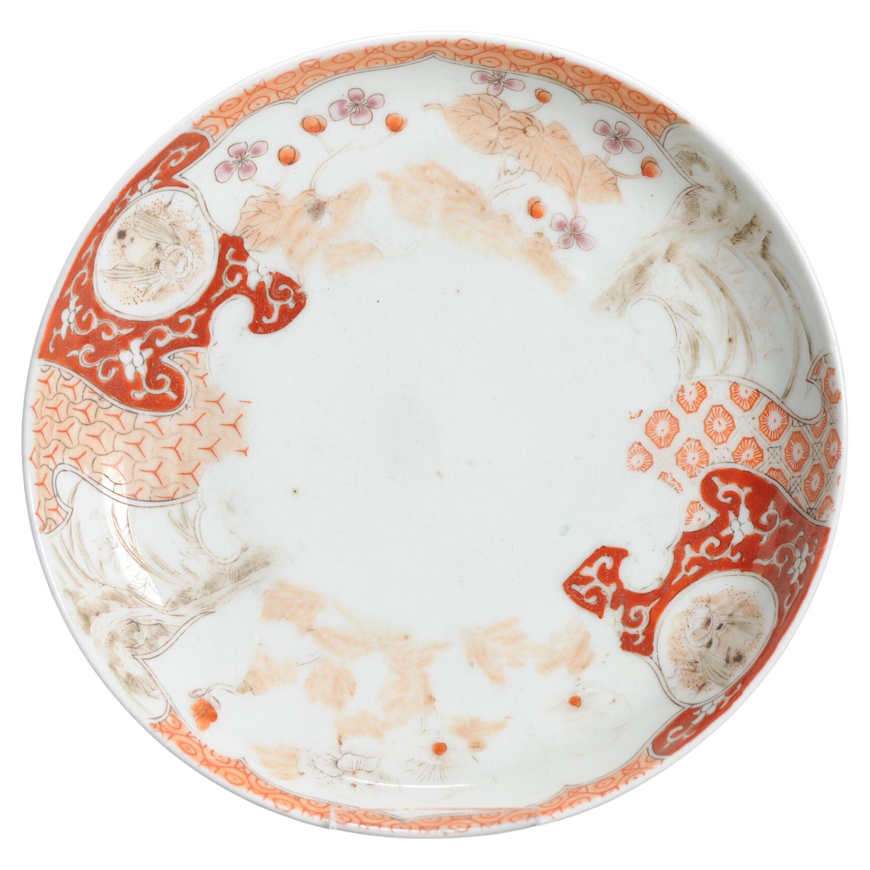 Antico piatto in porcellana giapponese Meiji Arita policromo, XIX secolo
