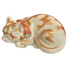 Antique Japanese Porcelain sleeping cat, Japan, Kutani, Meiji period.