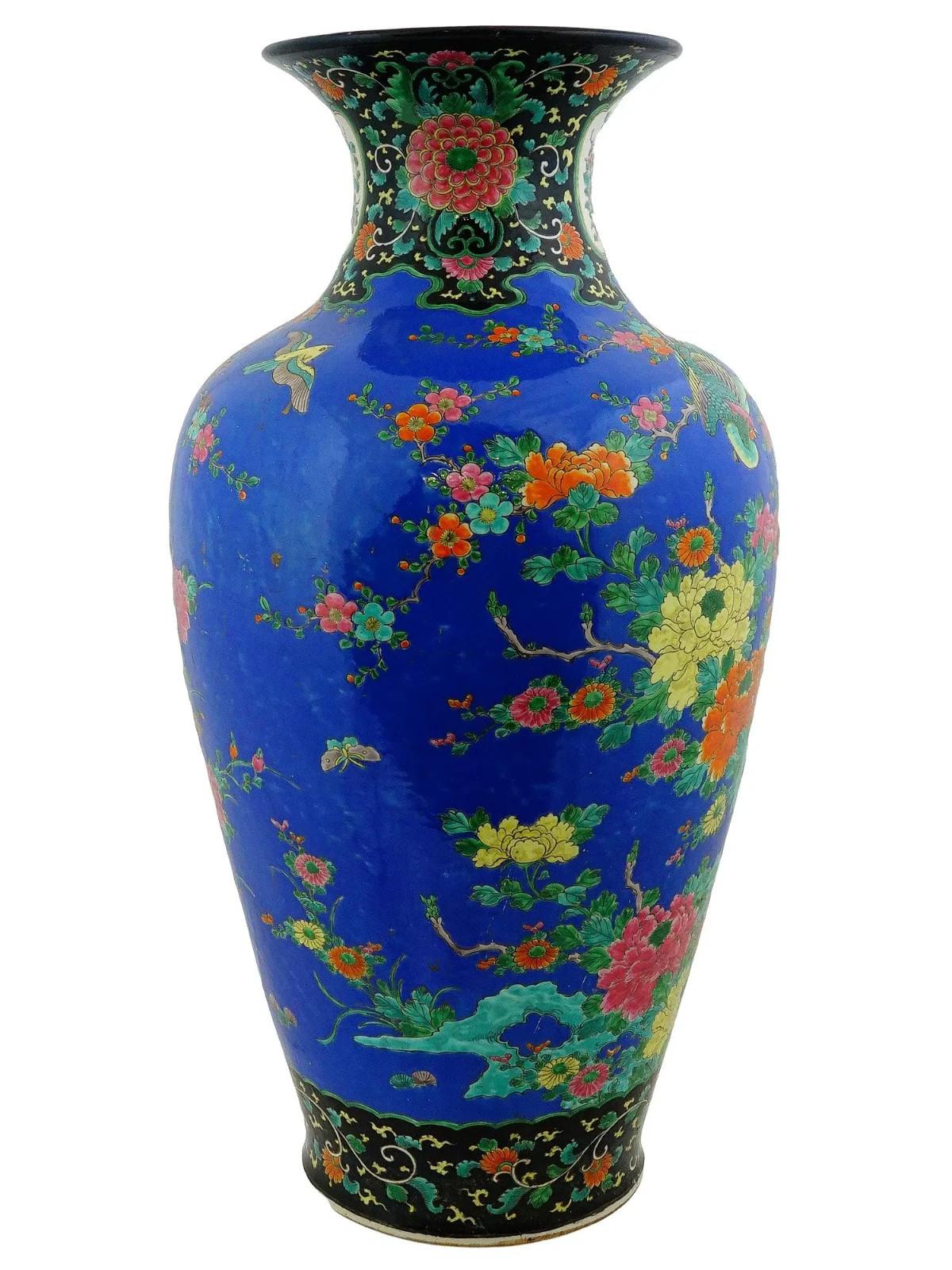 Antique Japanese Porcelain Vase w/ Birds and Flowers For Sale 2