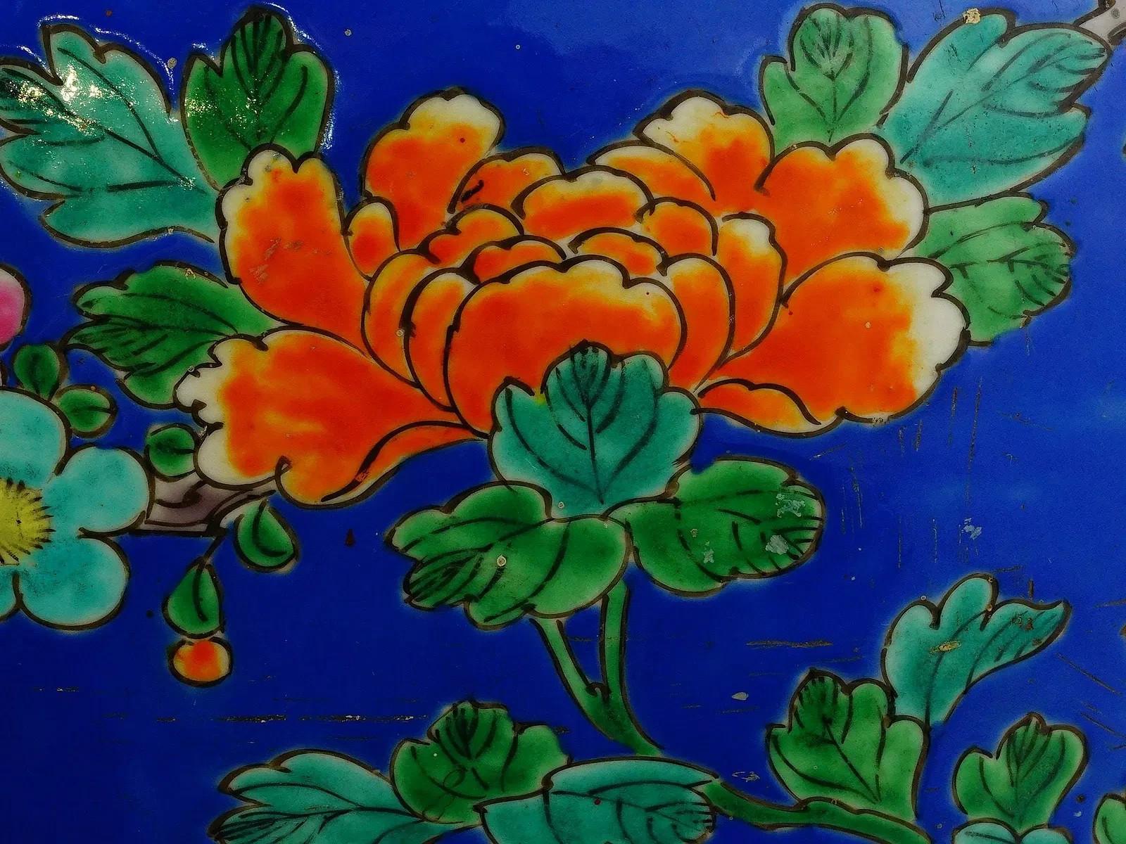 Antique Japanese Porcelain Vase w/ Birds and Flowers For Sale 5