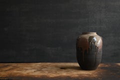 Antique Japanese pottery vase/1850-1920/Two-tone glaze vase