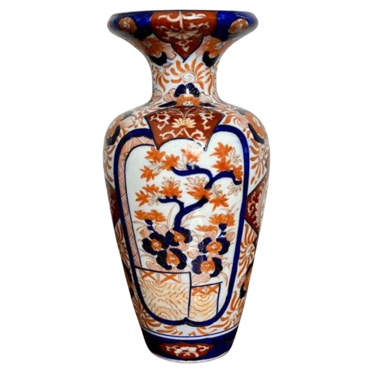 Antique Japanese quality Imari vase For Sale