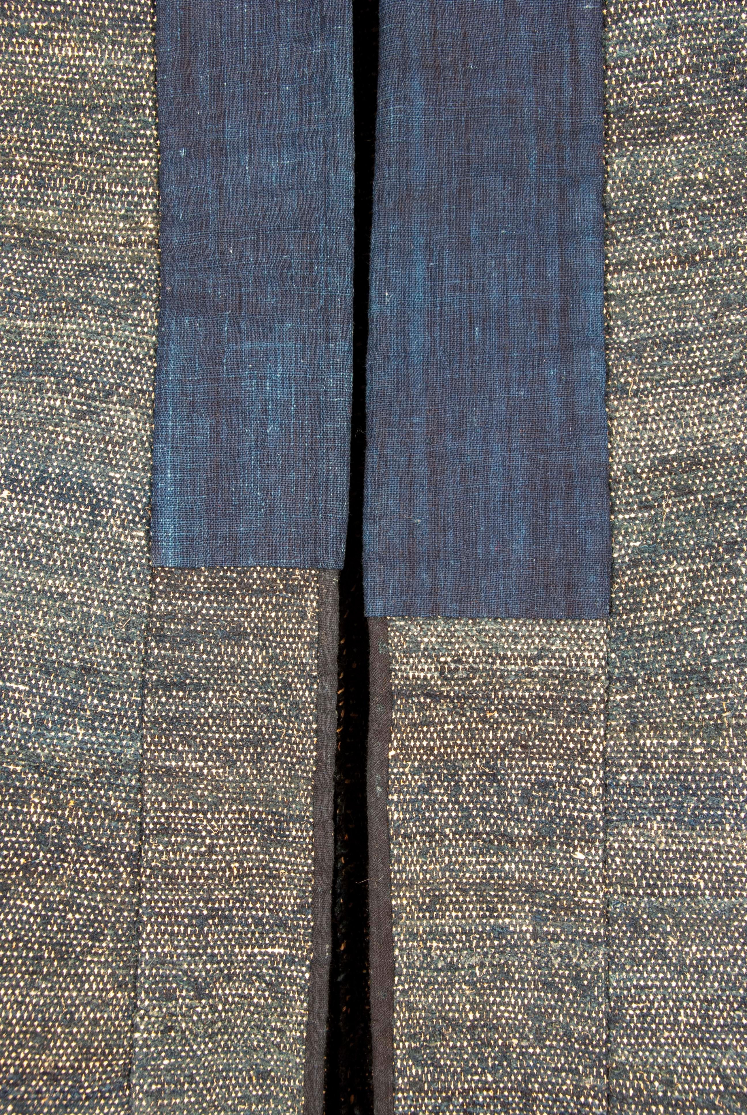 Chaqueta de granjero japonesa antigua reciclada Saki-Ori Tejido a mano en venta
