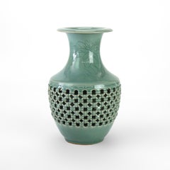 Antique Japanese Reticulated Celadon Pottery Vase Signed C1920