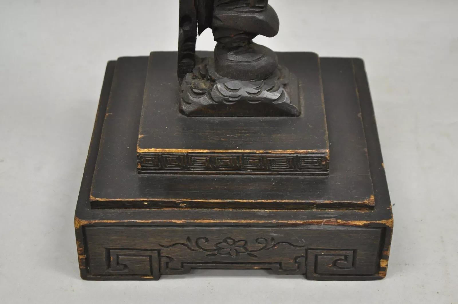 Antike japanische Samurai-Krieger Figural geschnitzt Wood Smoking Stand Beistelltisch im Angebot 1