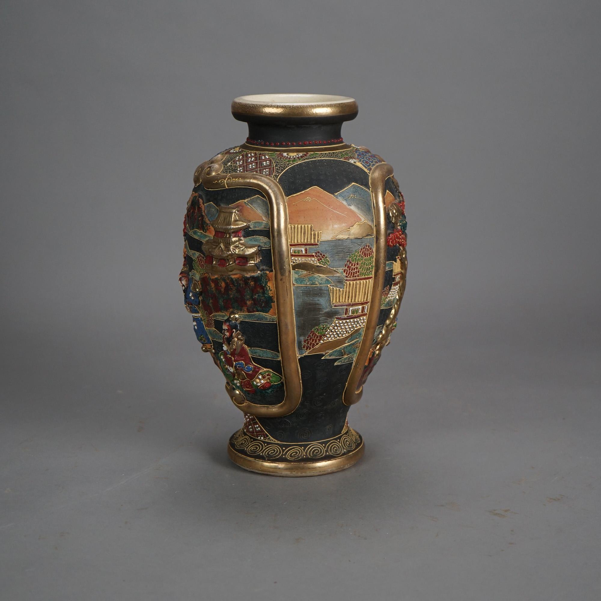 Antiguo Jarrón Japonés de Cerámica Satsuma Dorado y Estampado C1930 en venta 3