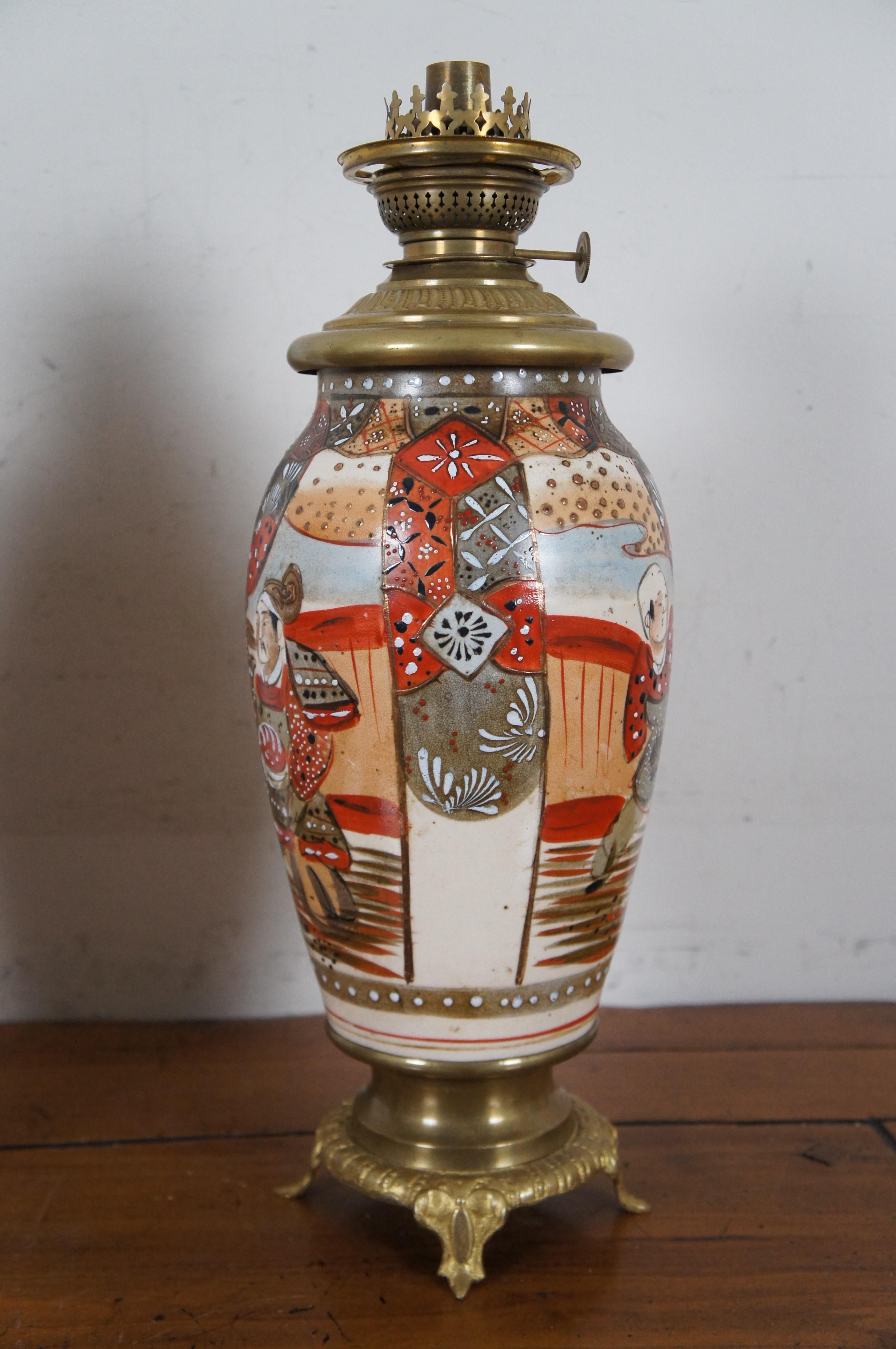 19th Century Antique Japanese Satsuma Moriage Oil Lamps & Dragon Jardiniere Mantel Set For Sale