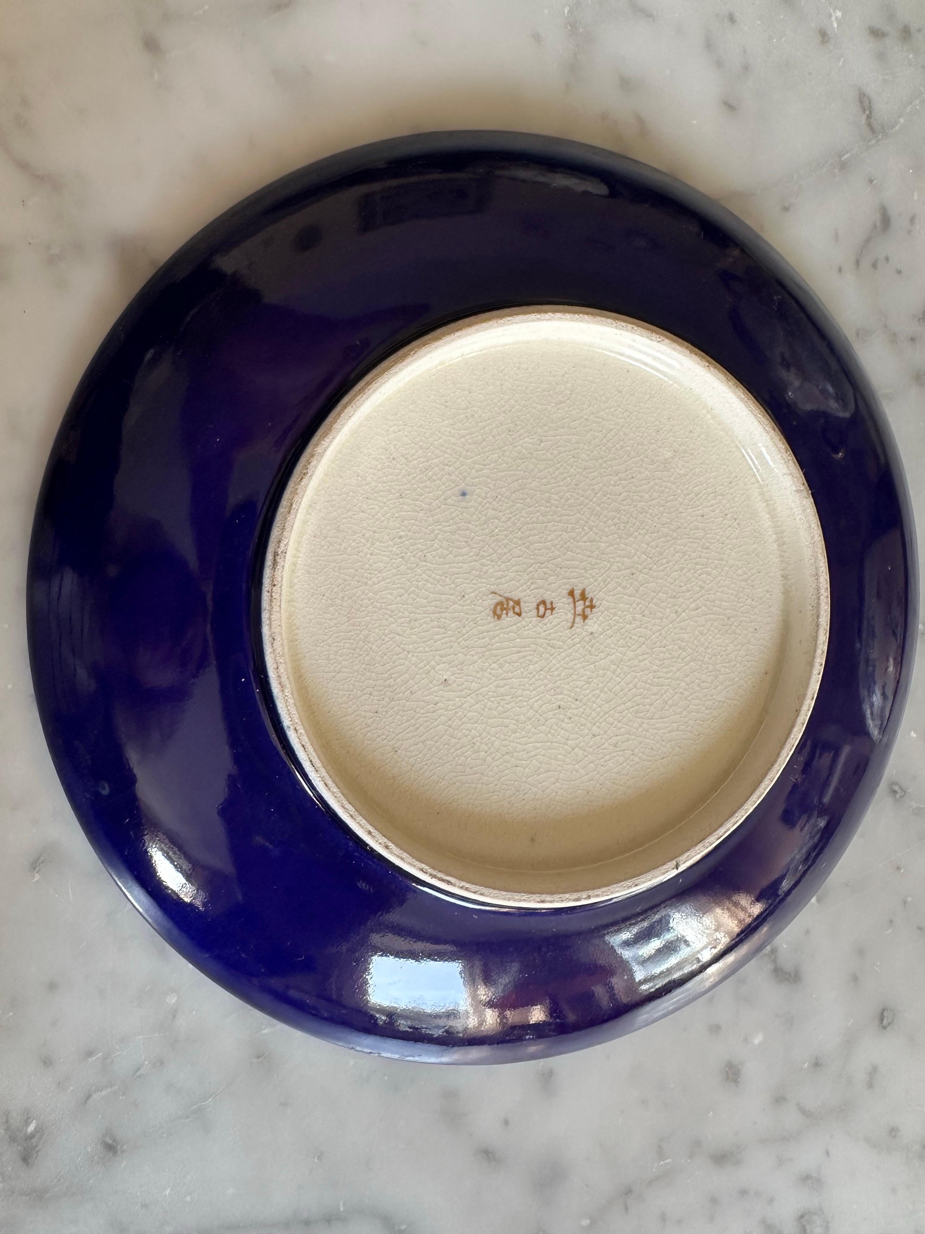 Service à thé ancien japonais Satsuma, période Taishō - Kyō-Satsuma peint à la main en vente 4