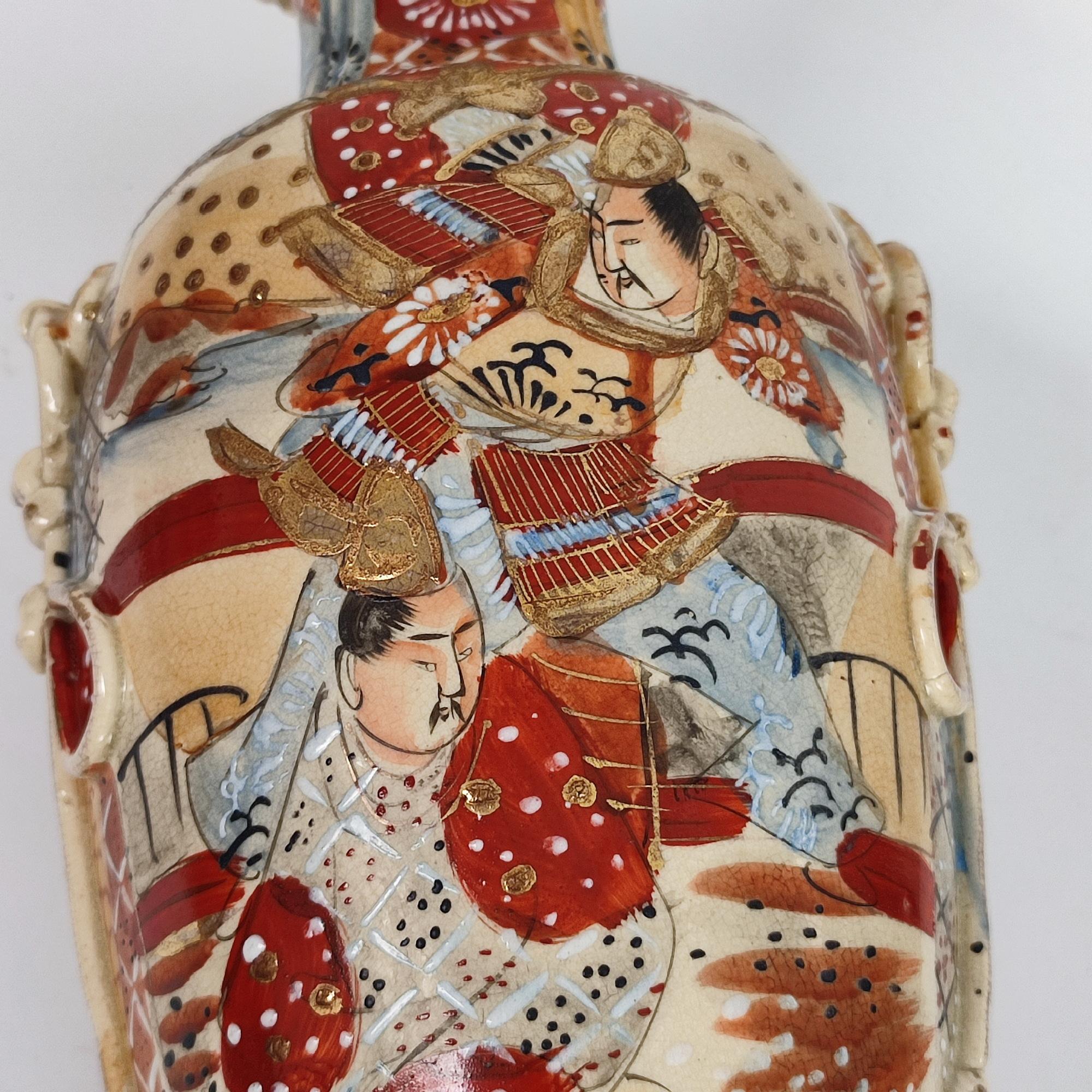 Antico vaso giapponese Satsuma, scena di guerriero dipinta a mano, capolavoro dell'epoca Meiji in vendita 5