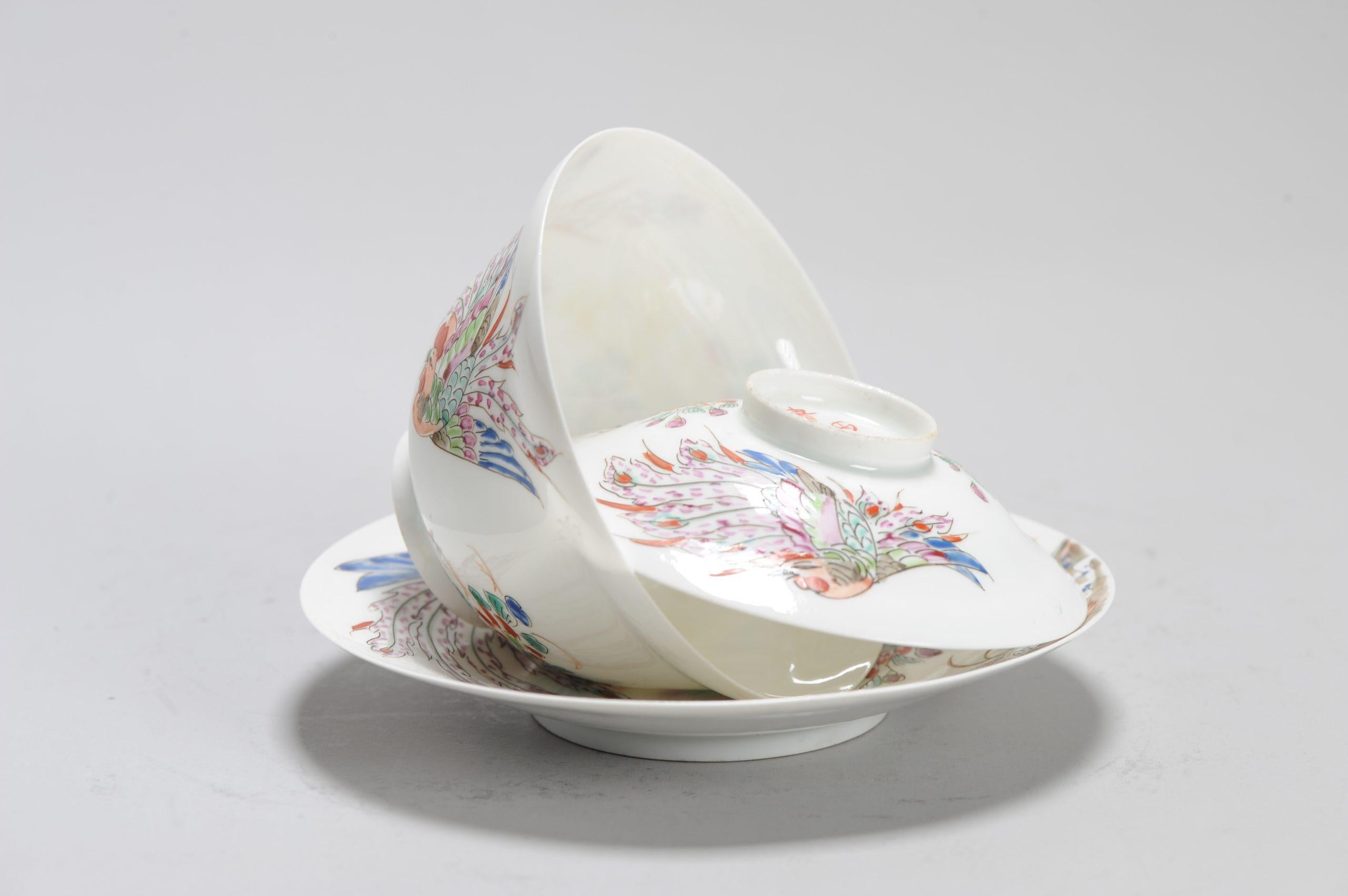 Ensemble japonais ancien de tasses ou de bols à thé en porcelaine coquille d'œuf de la période Meiji Bon état - En vente à Amsterdam, Noord Holland