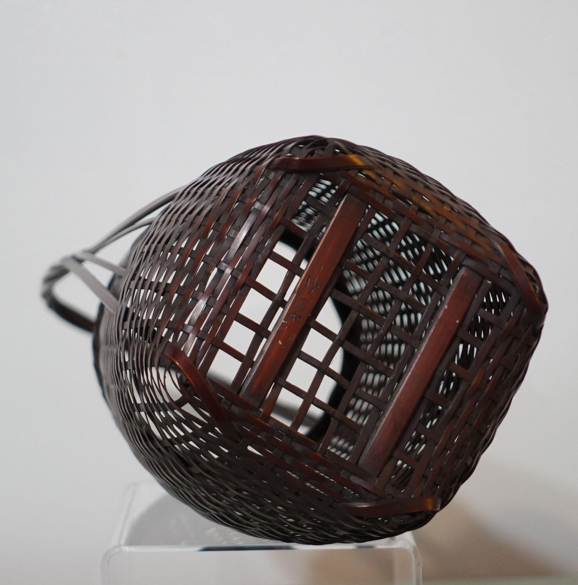 Antique Japanese Showa Period Bamboo Ikebana Basket For Sale 9