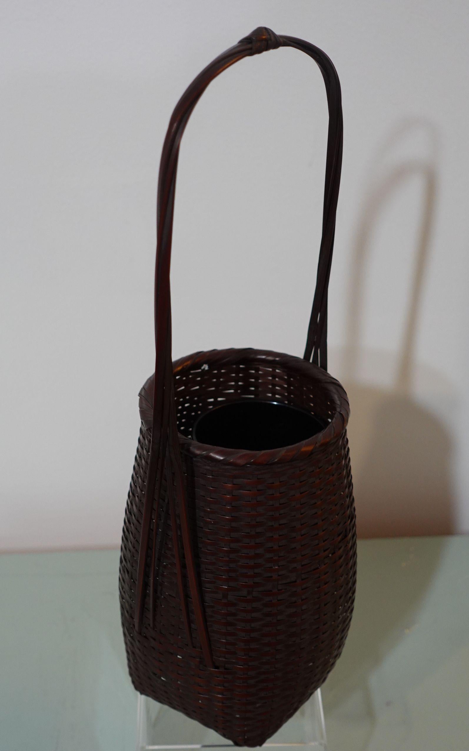 Antique Japanese Showa Period Bamboo Ikebana Basket For Sale 4