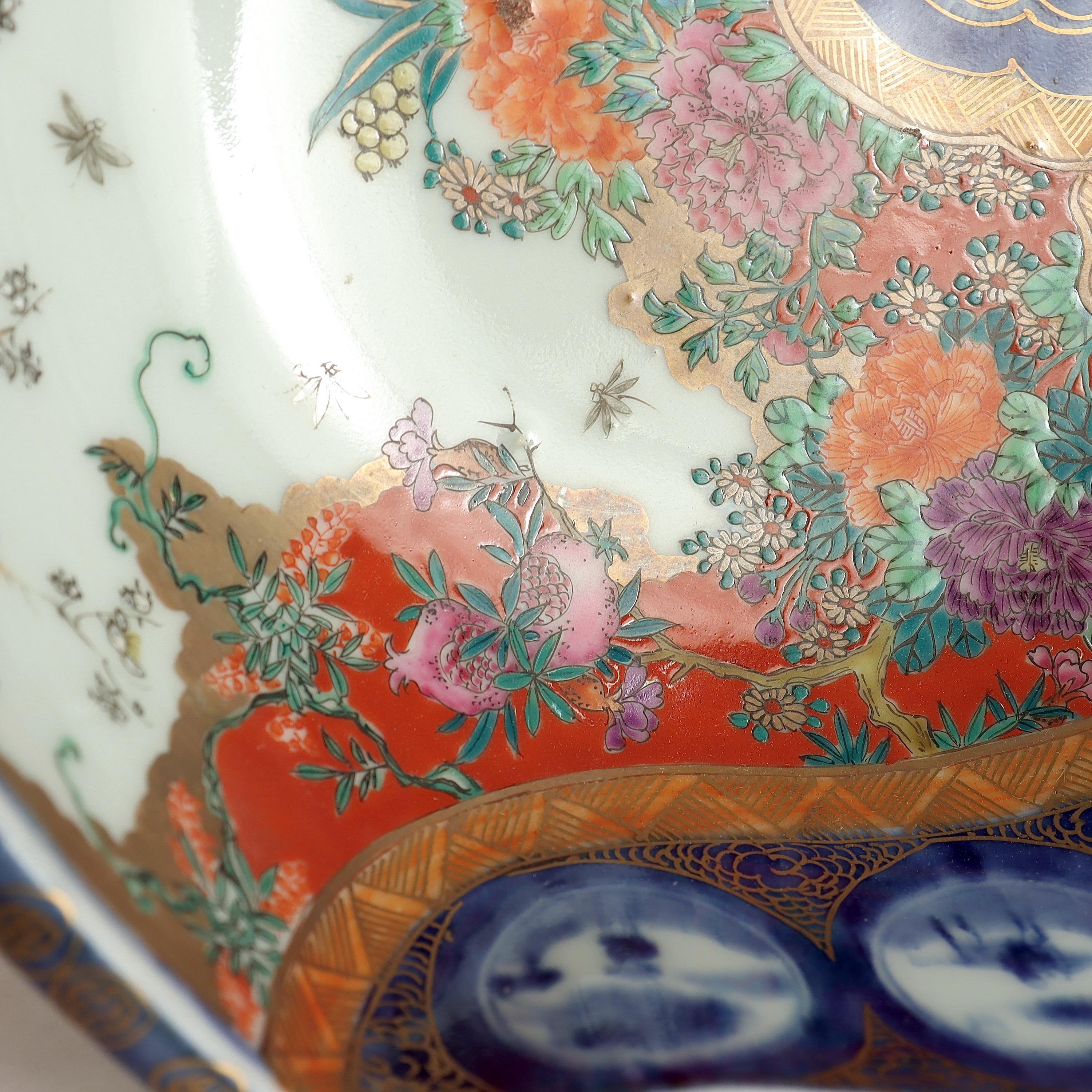 Antique Japanese Signed Imari Porcelain Plum Shaped Bowl by Hichozan Fukagawa For Sale 6