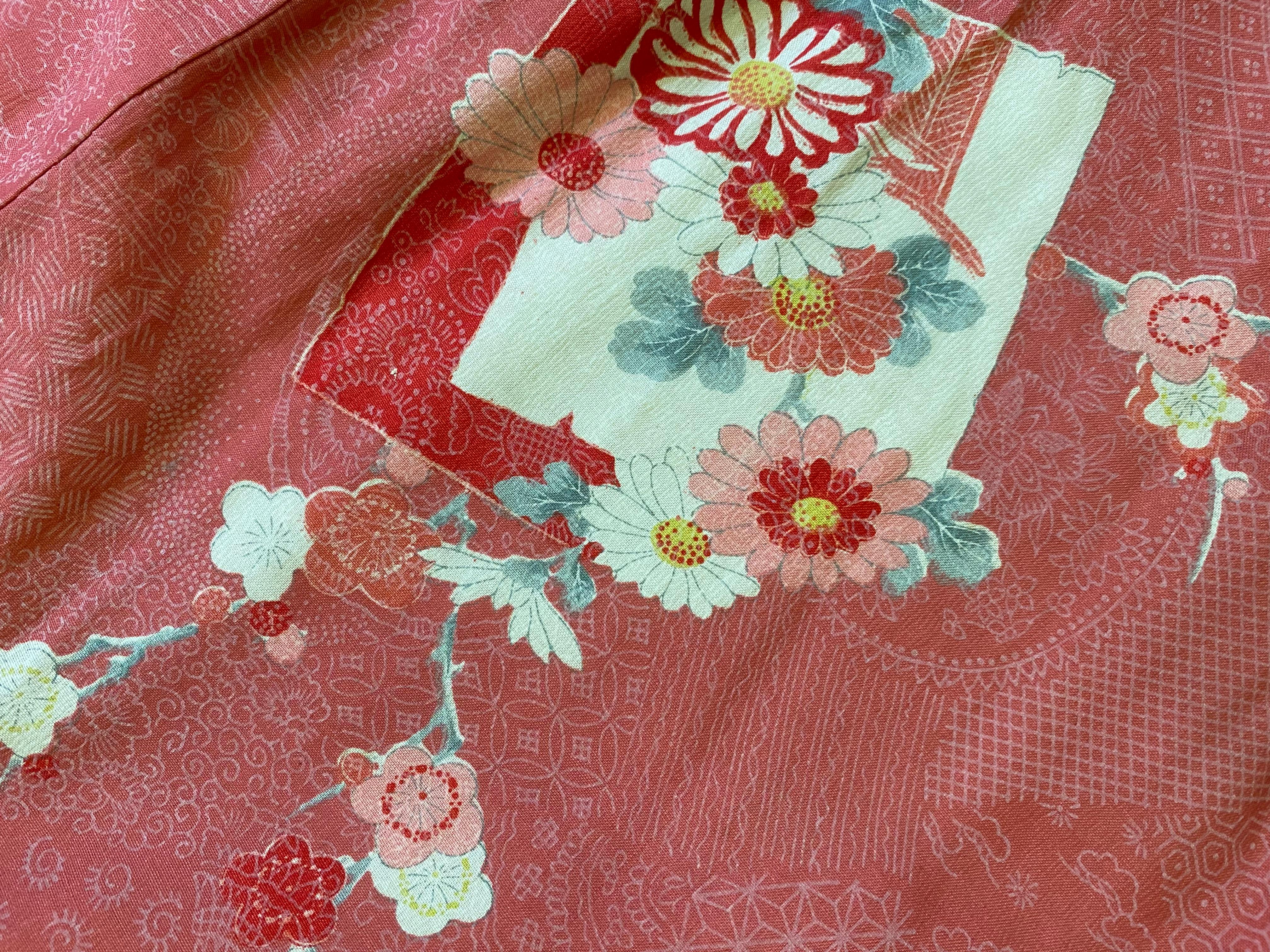 Antique Japanese Silk Kimono For Sale 2